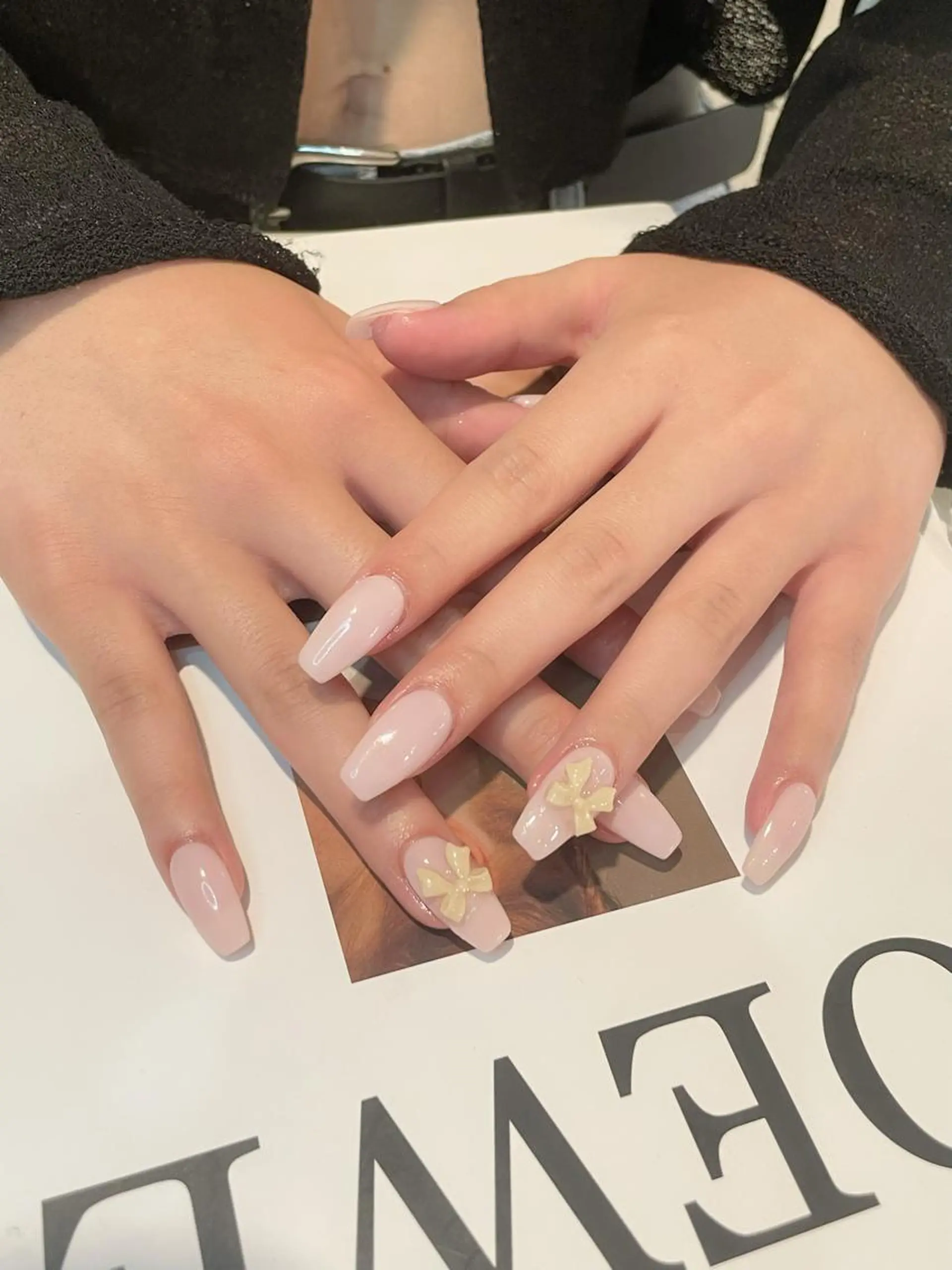 ネイル リボン ハンドネイル D.d Nail Moeのネイルデザイン