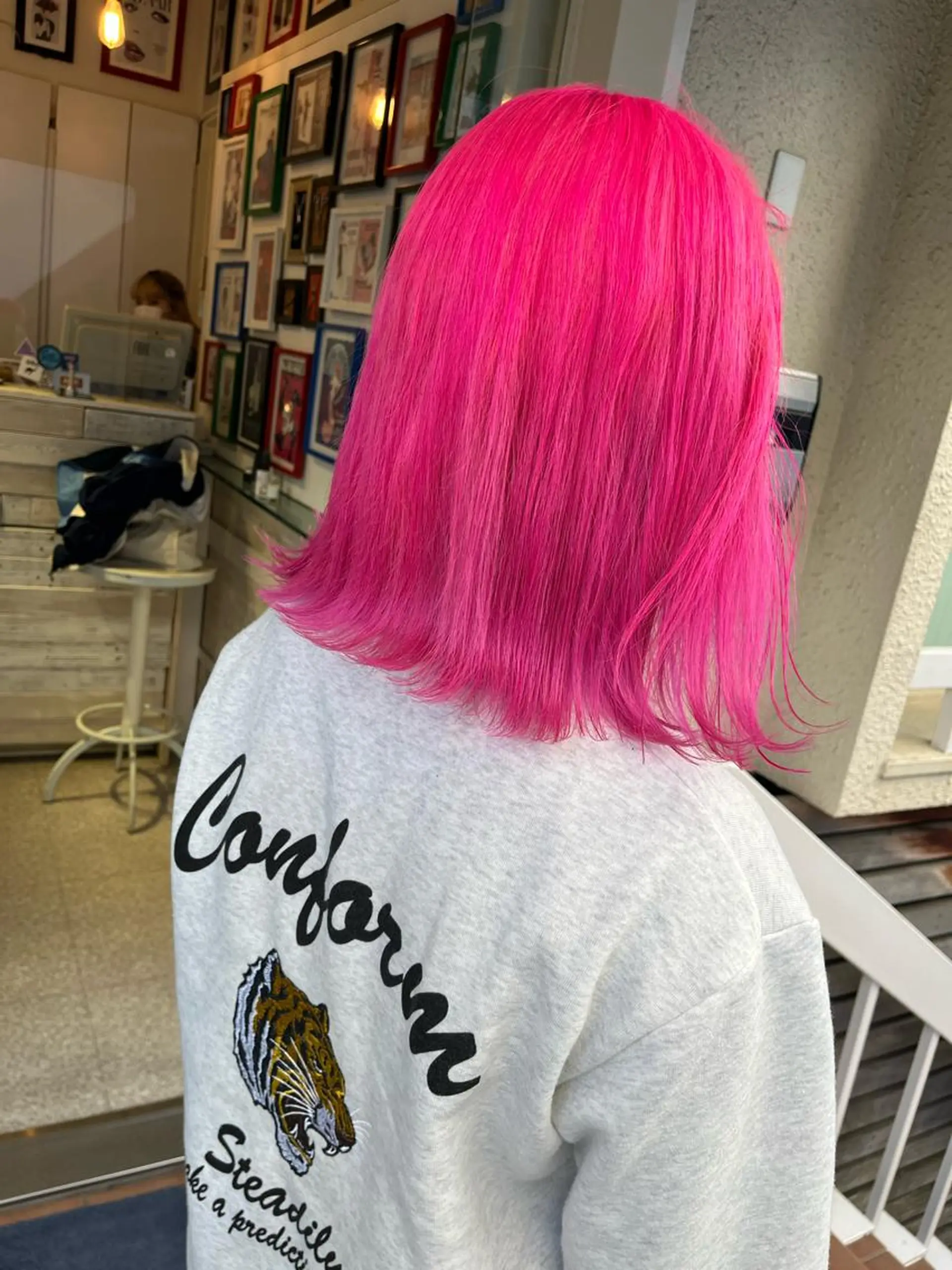 カラー エクステ ハイトーン 💭黒崎ハルカのヘアスタイル