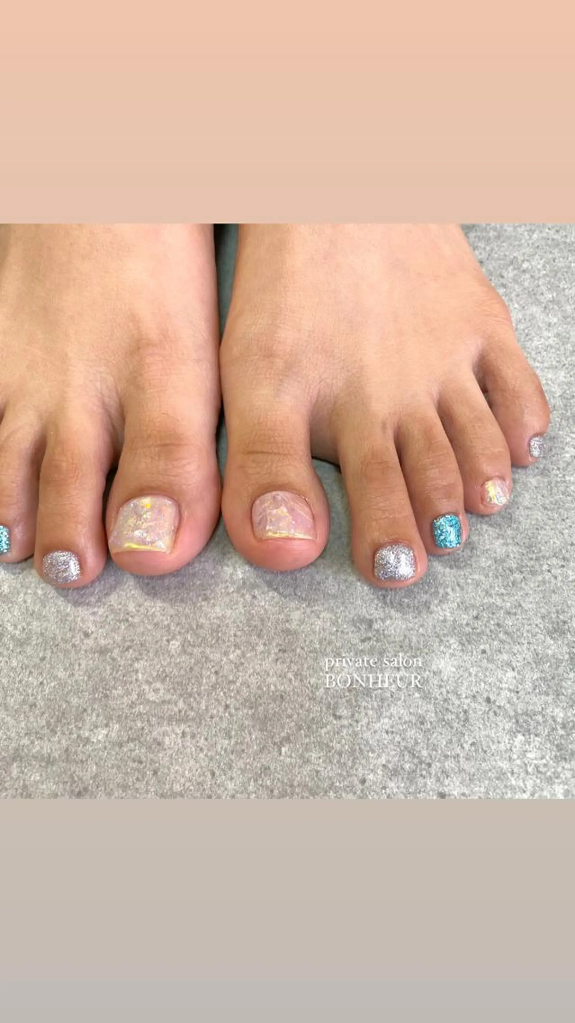 ネイル フットネイル BONHEUR Annaのネイルデザイン