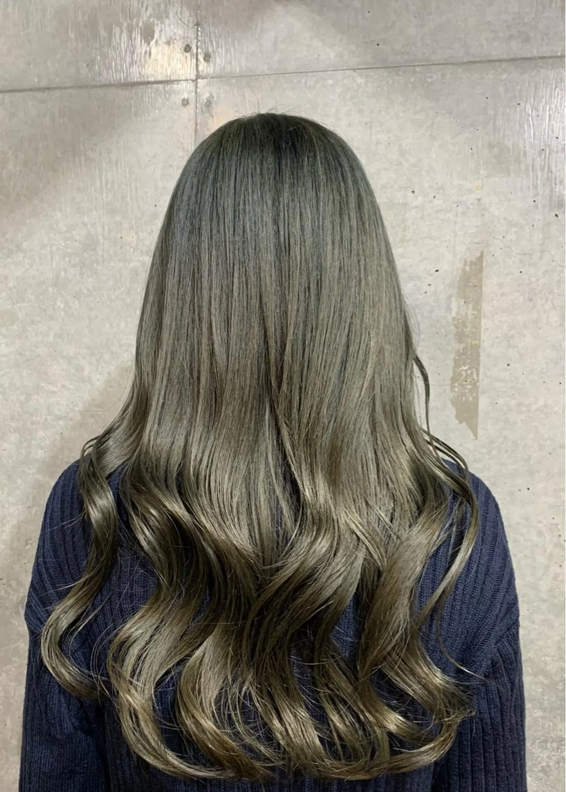 ロング もにか🌞原宿/渋谷 🌝ブリーチカラーのヘアスタイル