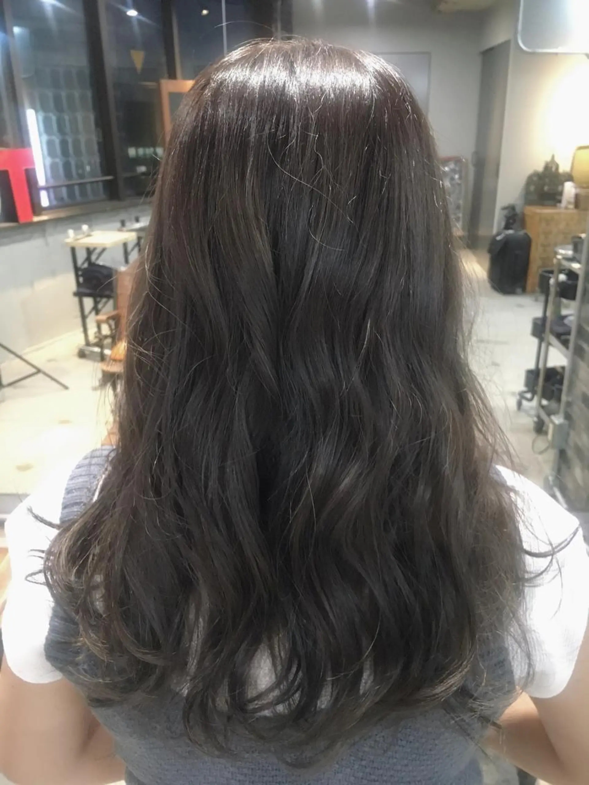 ロング カラー パーマ 代表 中島貴志のヘアスタイル