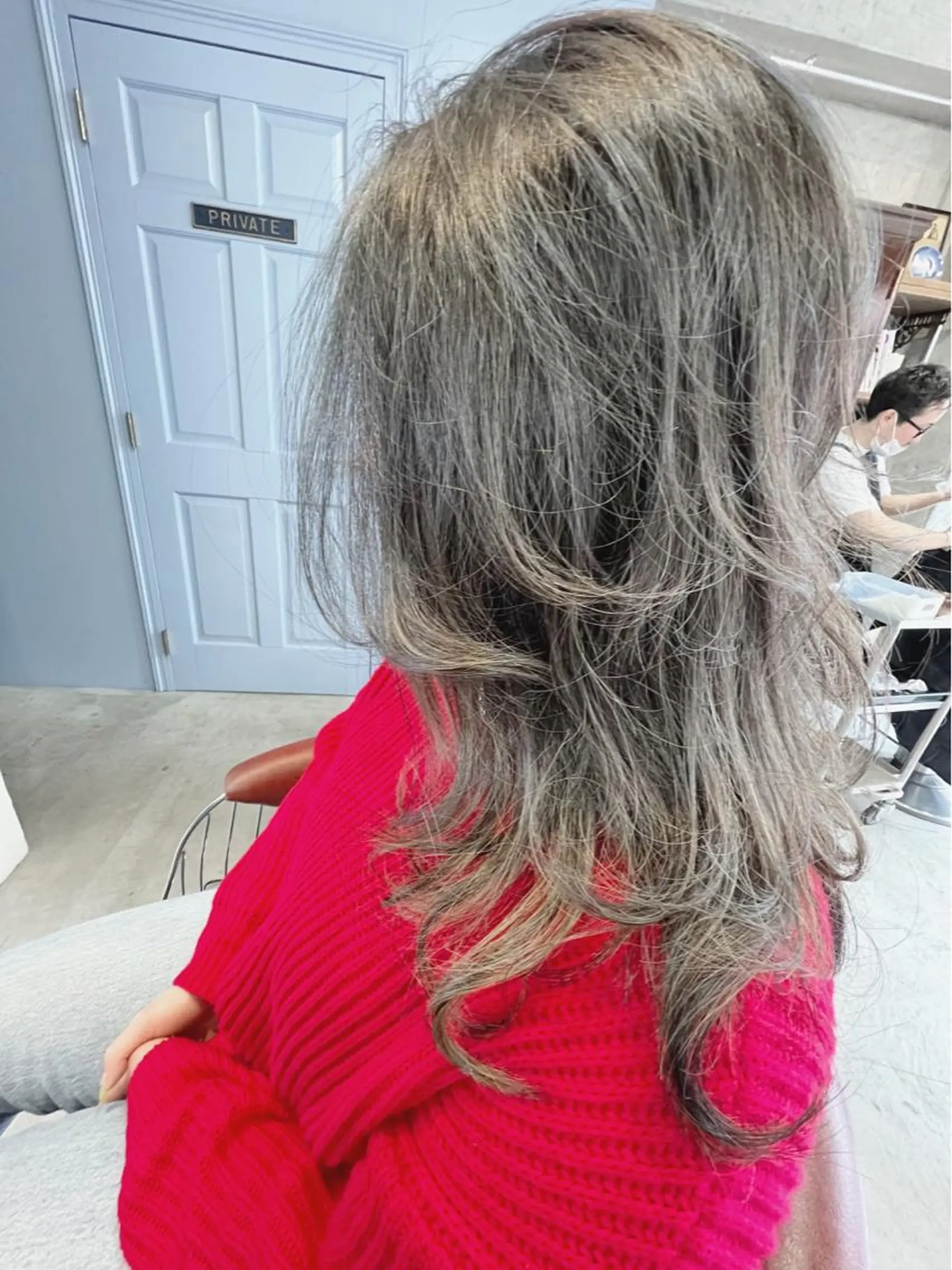 セミロング カラー オーナースタイリスト 佐藤のヘアスタイル