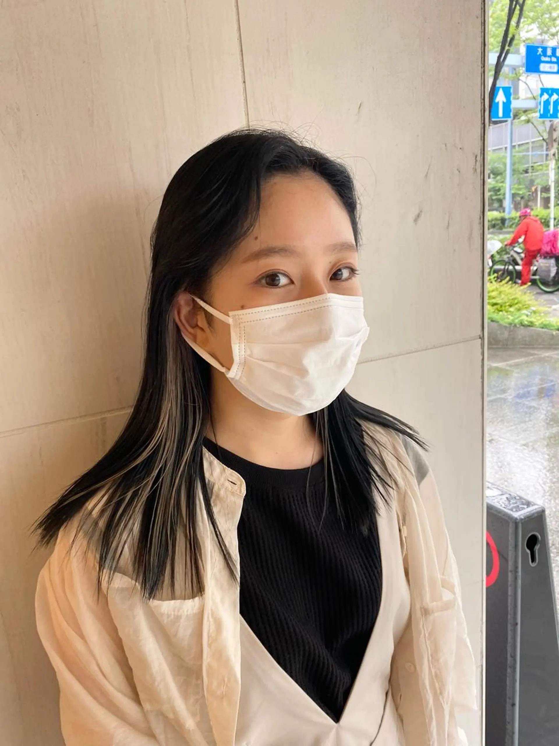 ミディアム デザインカラー/ボブ ブリーチカラー/ユリのヘアスタイル