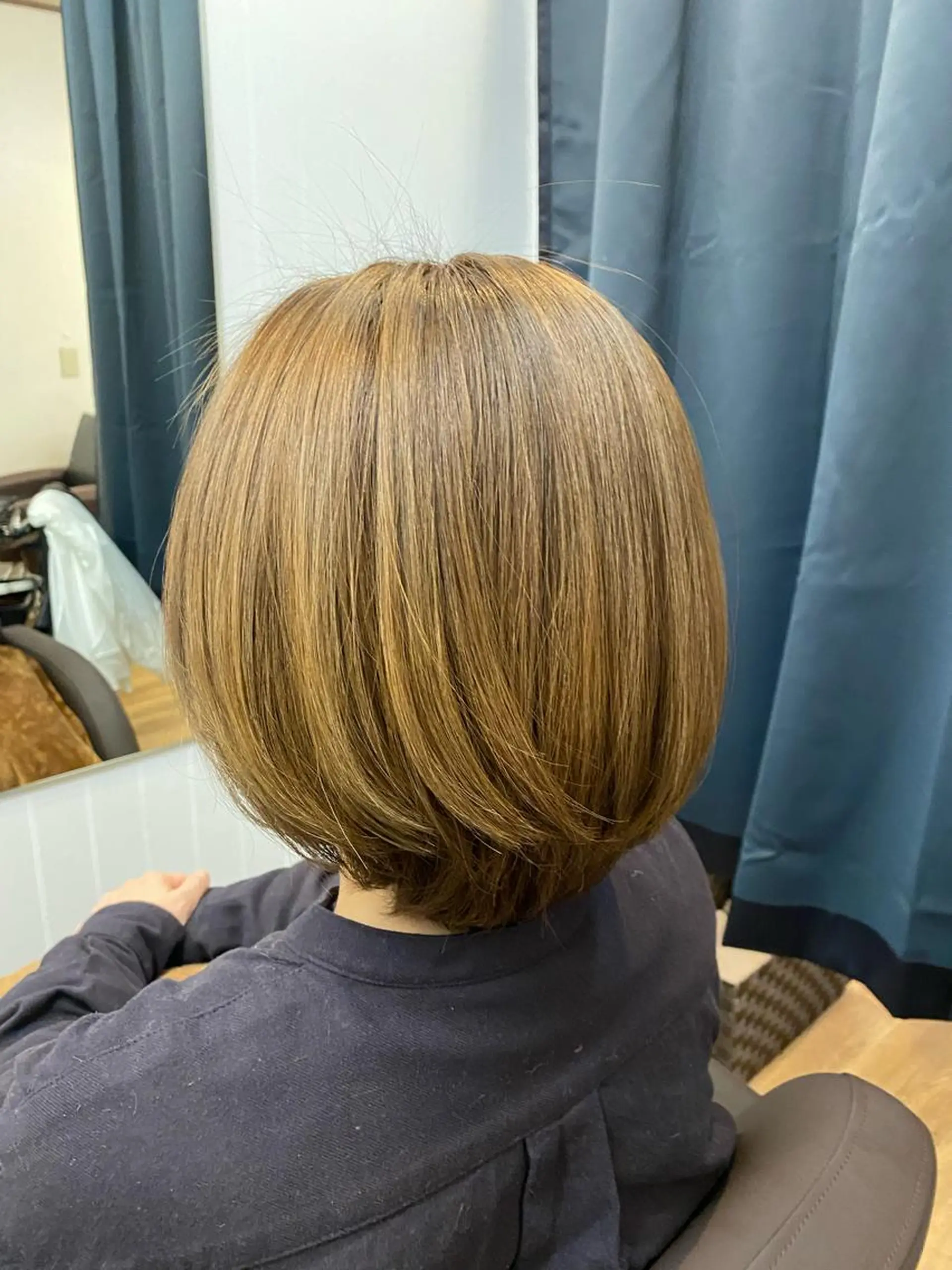 ミディアム カラー m walk エム ウォークのヘアスタイル
