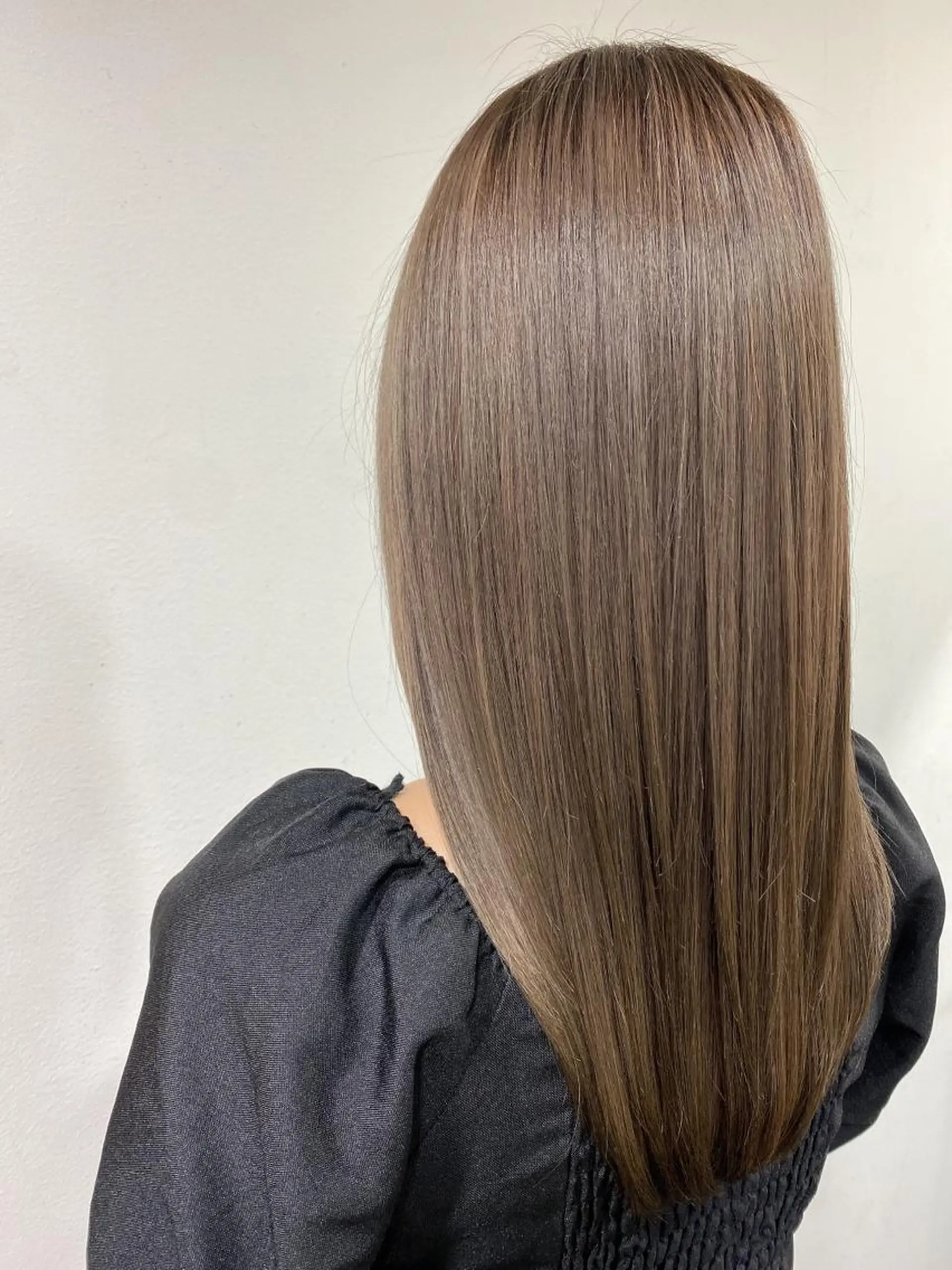 セミロング トリートメント 髪質改善/レイヤー カット手塚奨のヘアスタイル