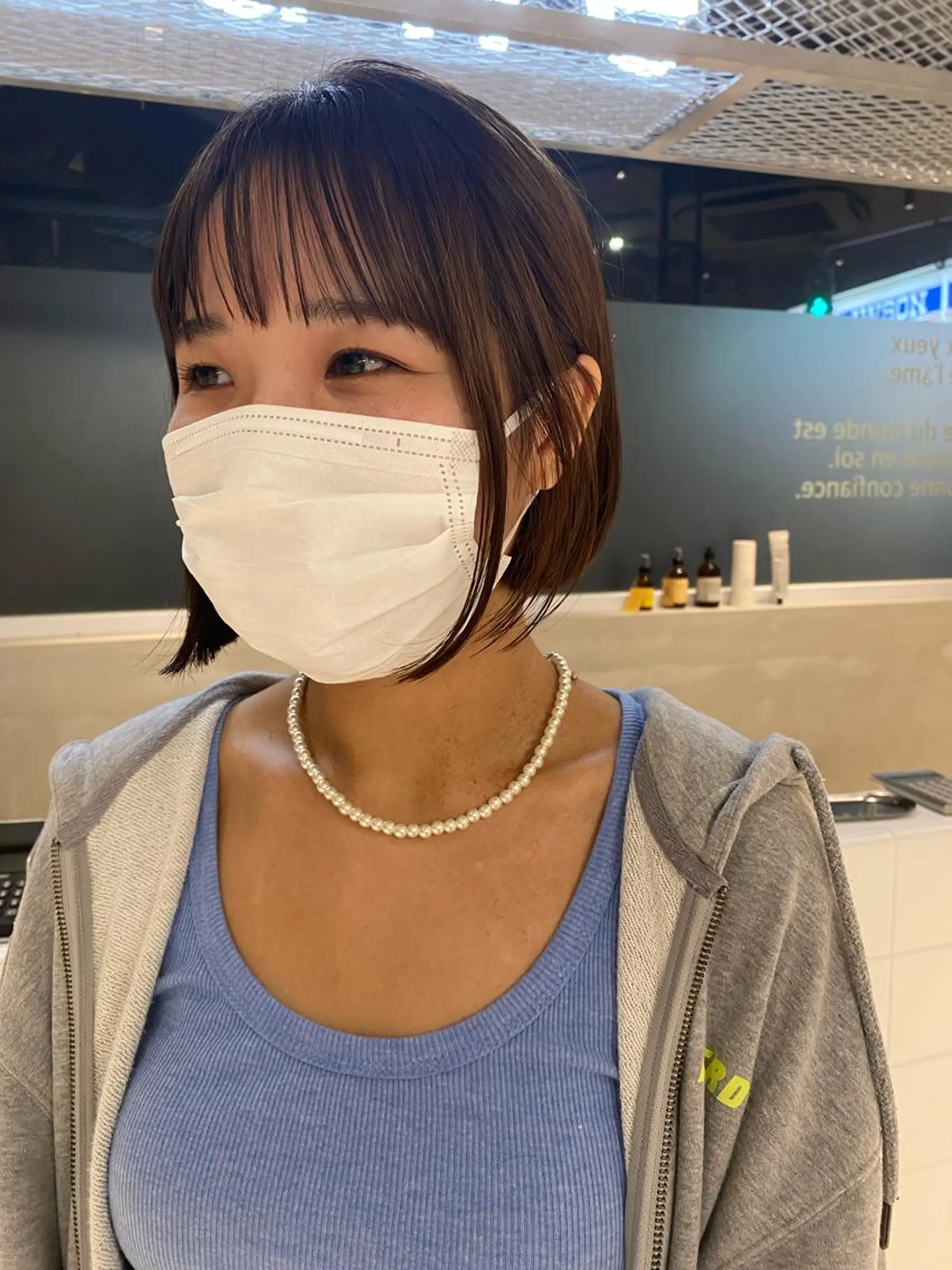 ショート ヘアカラー ボブ/ハイトーン REINAのヘアスタイル