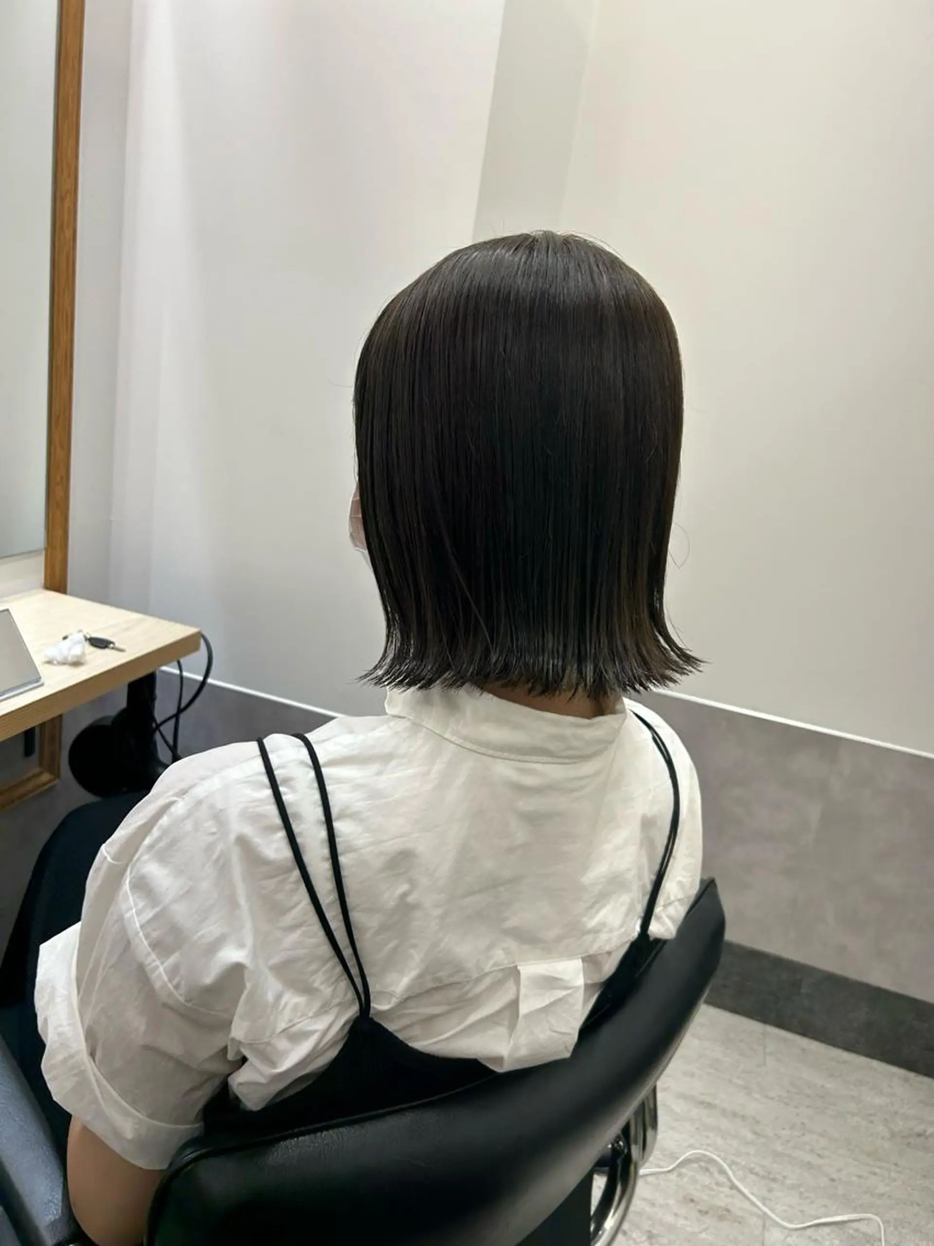 ミディアム カラー ベージュカラー 透明感カラー オリーブベージュ ピンクカラー ピンクベージュ カット ヘアカラー SAKINO． ベージュカラーのヘアスタイル