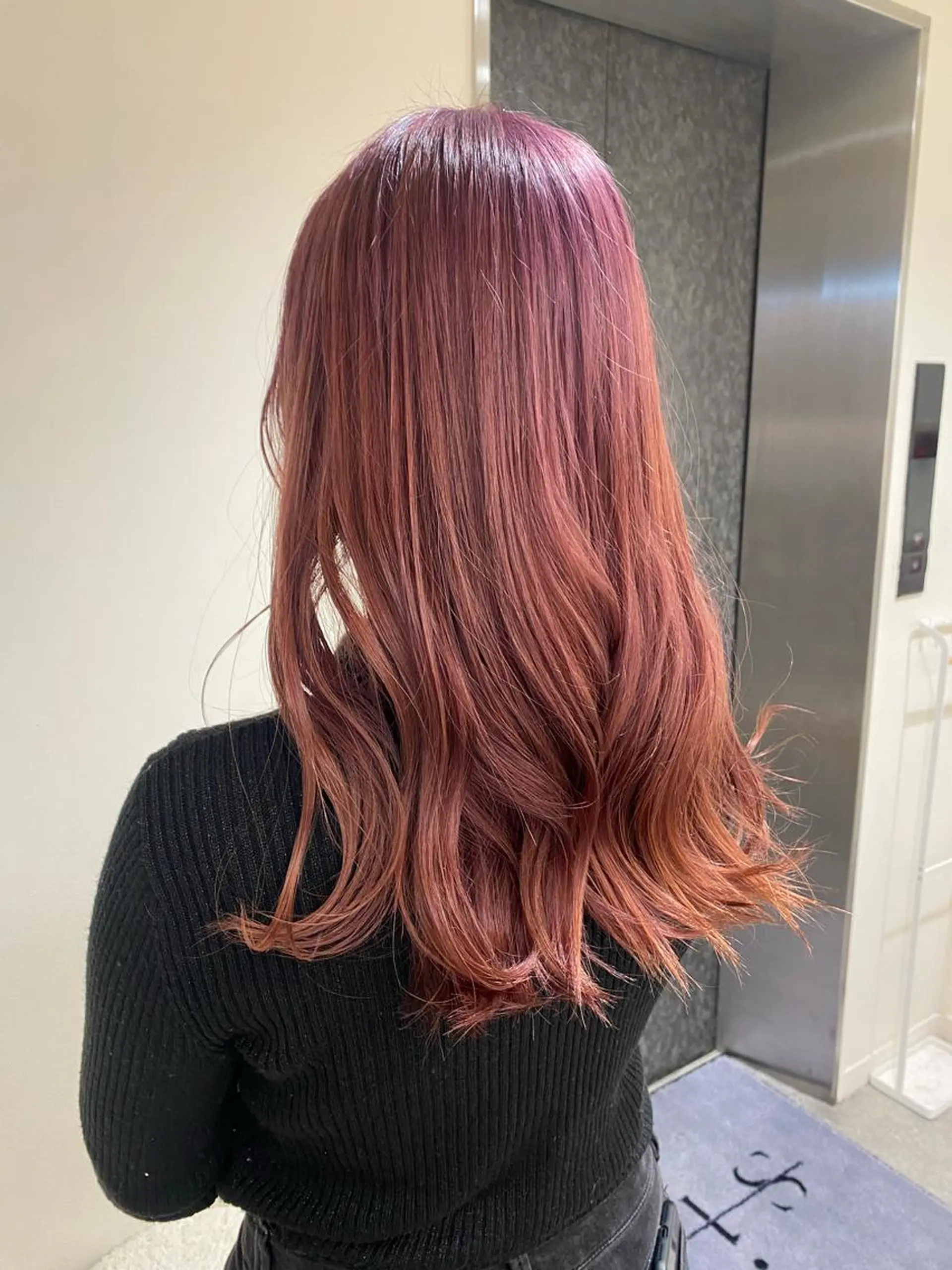 セミロング カラー ヘアアレンジ ブリーチ ヘアカラー ボブ /ニュアンス/ satomi🧸💖のヘアスタイル