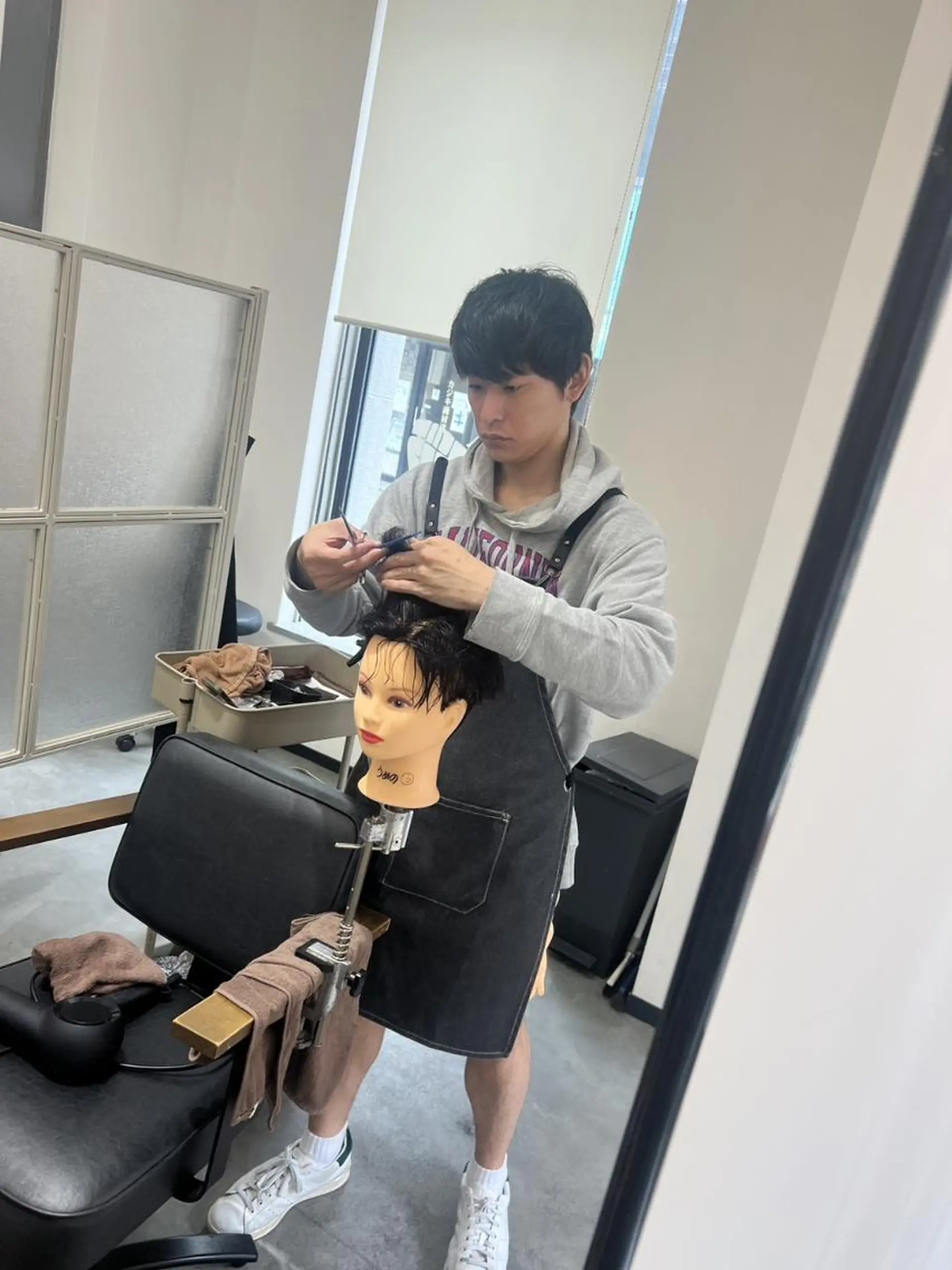 土曜日のクジラ/ ヒロキのヘアスタイル