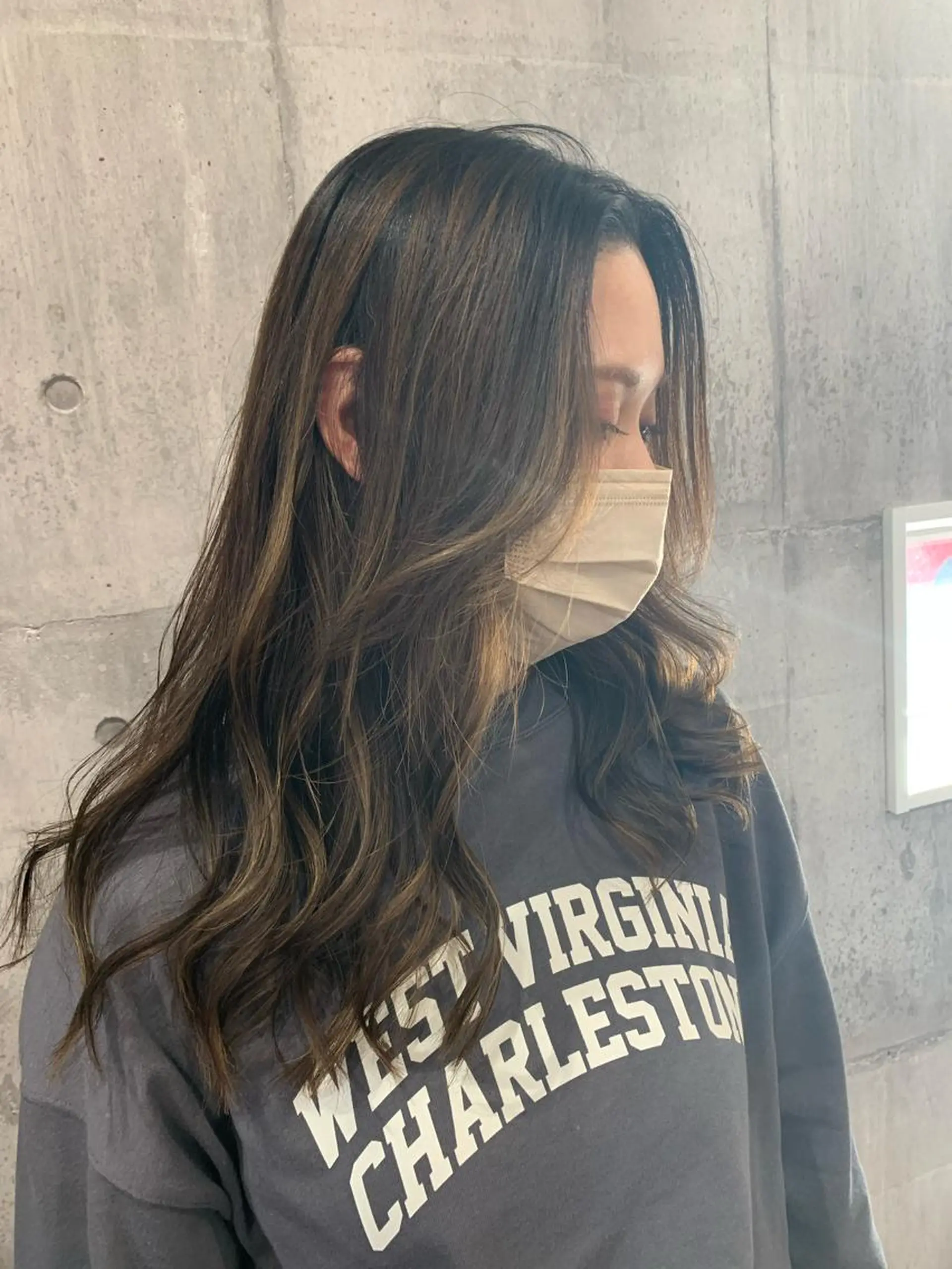 ロング カット ヘアカラー yoshihara yuukiのヘアスタイル