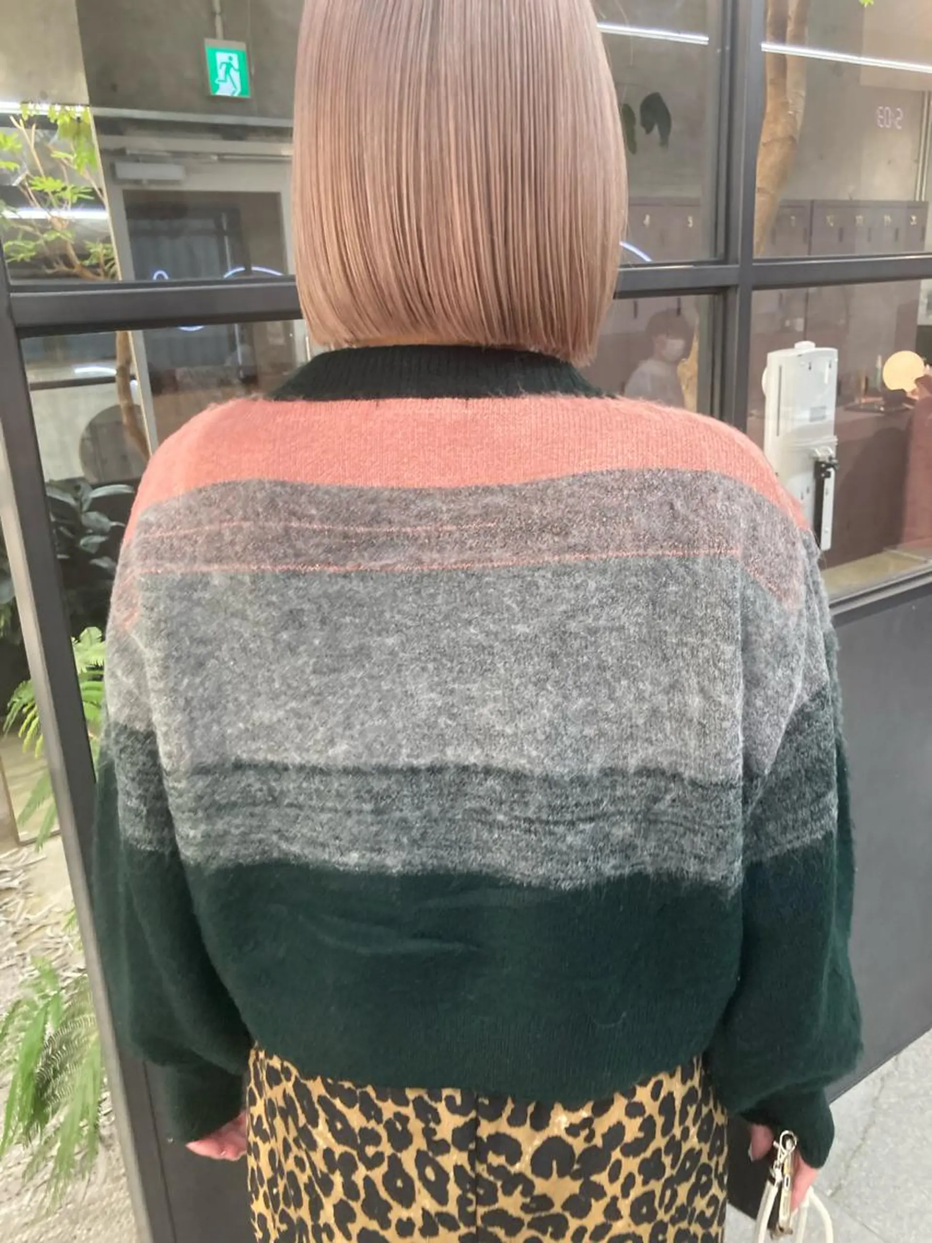 ミディアム カラー ベージュカラー ブリーチ ピンクカラー ピンクベージュ カット ヘアカラー トリートメント 小木曽智美 /ボブ/ショートのヘアスタイル