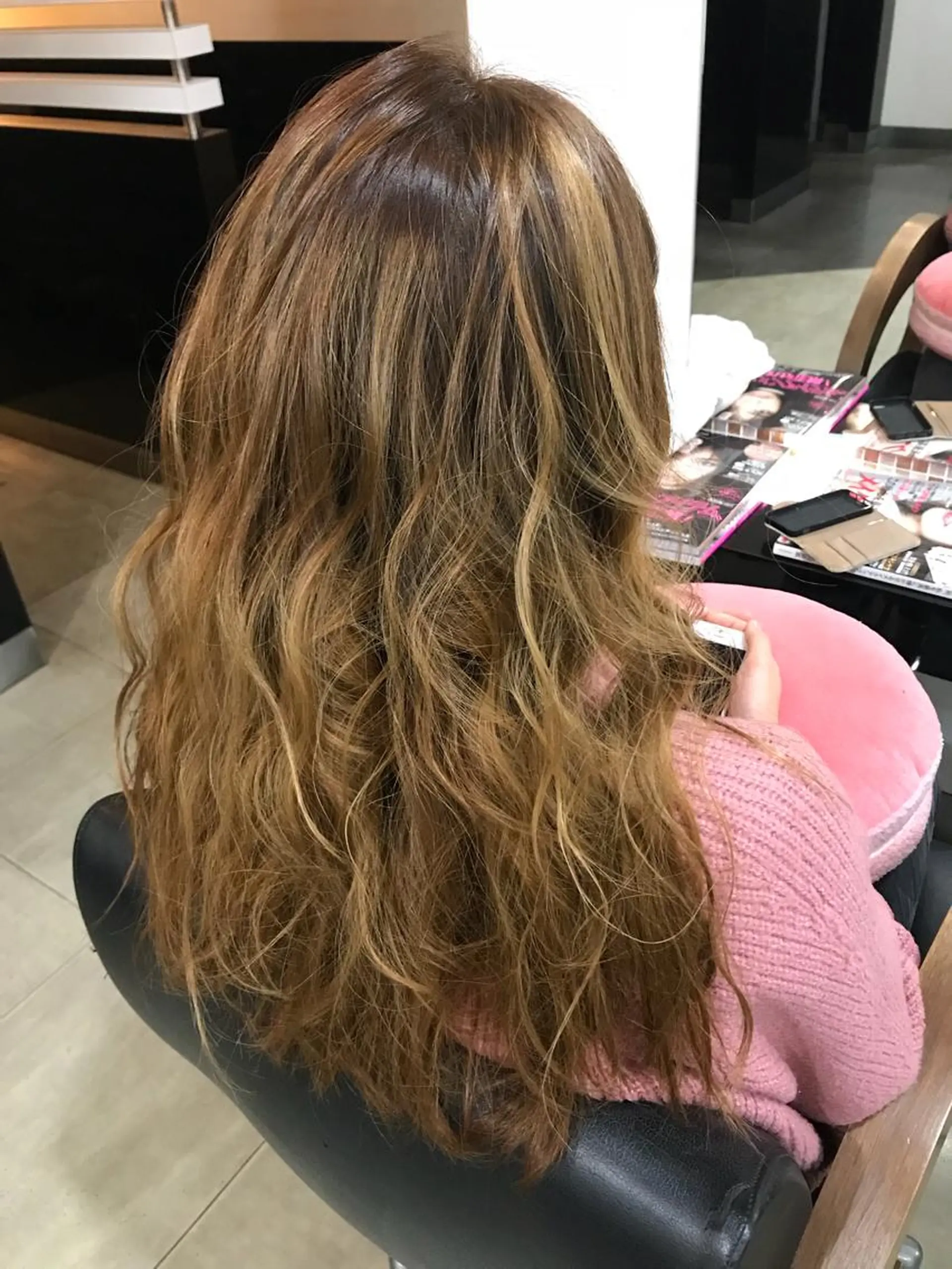 ロング カラー ヘアアレンジ バレイヤージュ レイヤーカット 烏山 達也のヘアスタイル