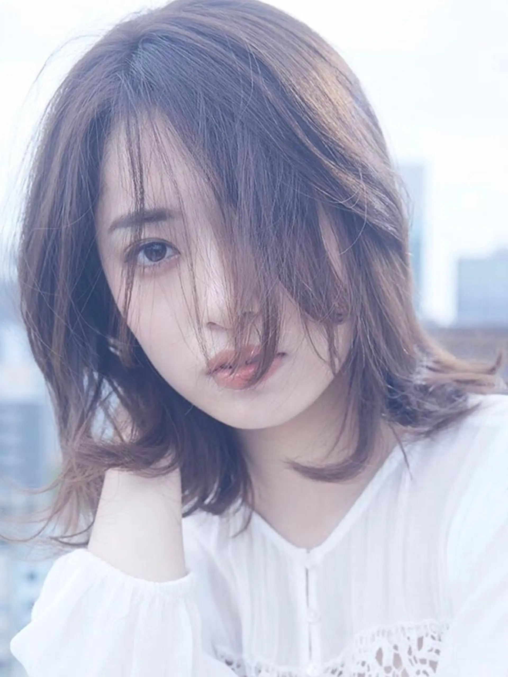 ミディアム カラー カット ヘアカラー イルミナカラー/レイ ヤーカット/三好春奈のヘアスタイル