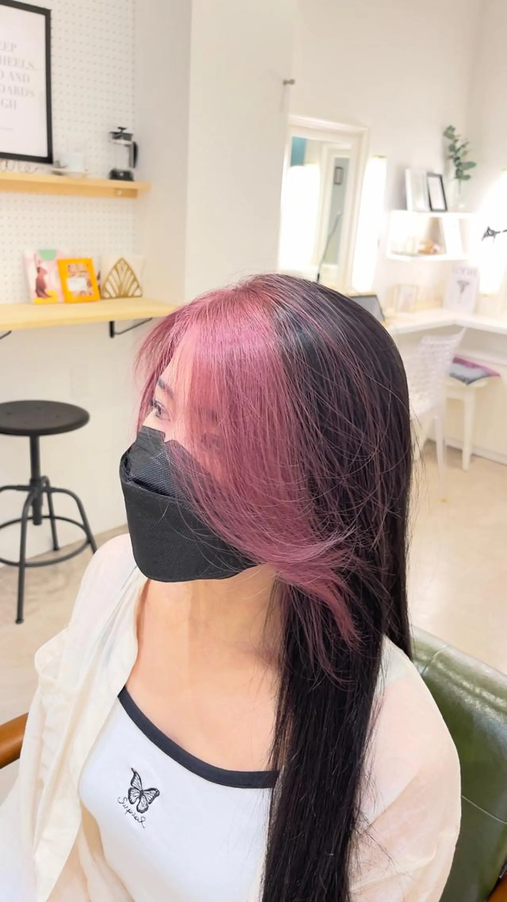 ミディアム カラー ミストバング  フェイスフレーミング 縮毛・酸性ストレート 特化のヘアスタイル