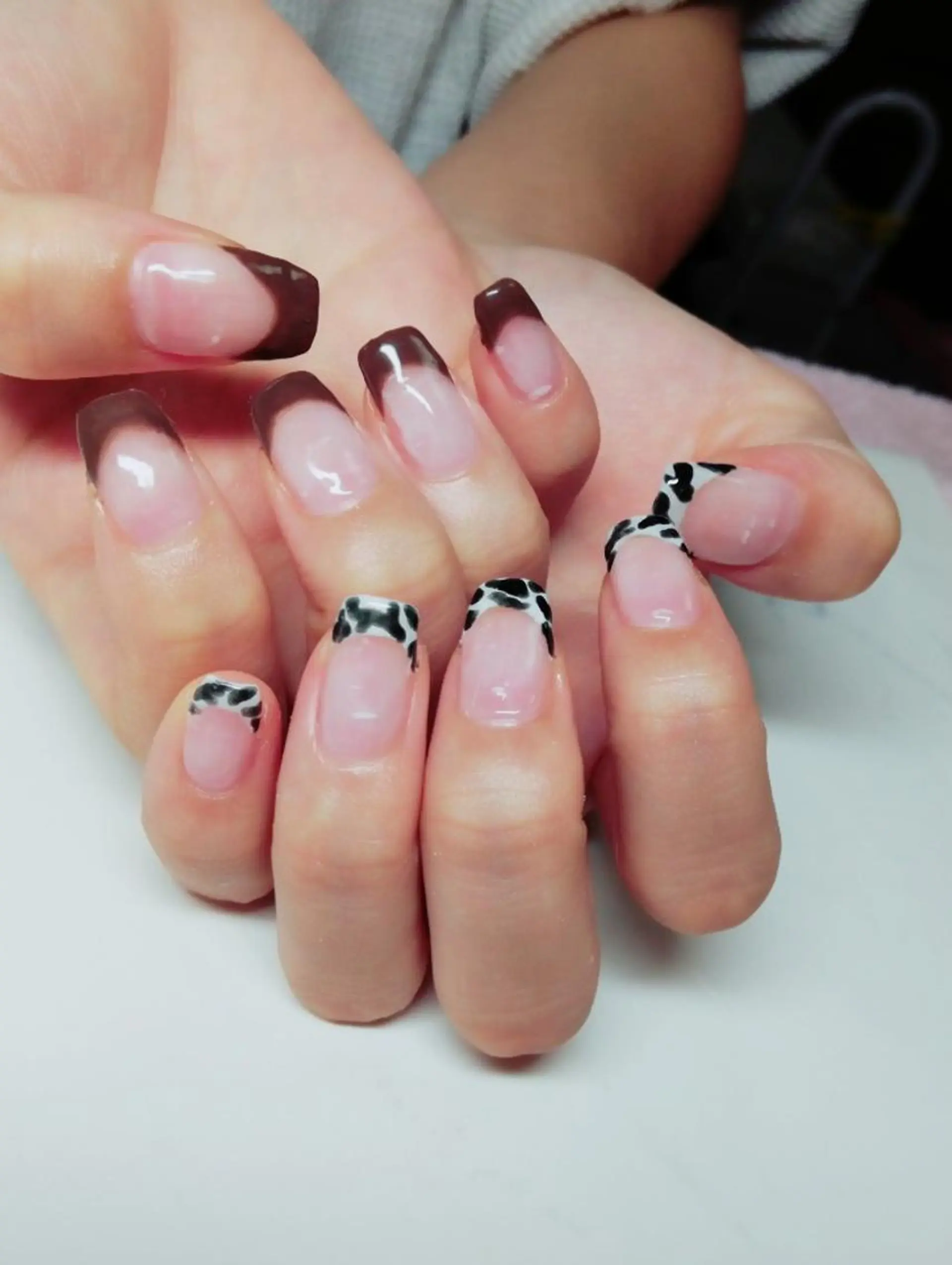 ネイル アニマル柄 ブラウン フレンチネイル ハンドネイル Nail Salon macherieのネイルデザイン