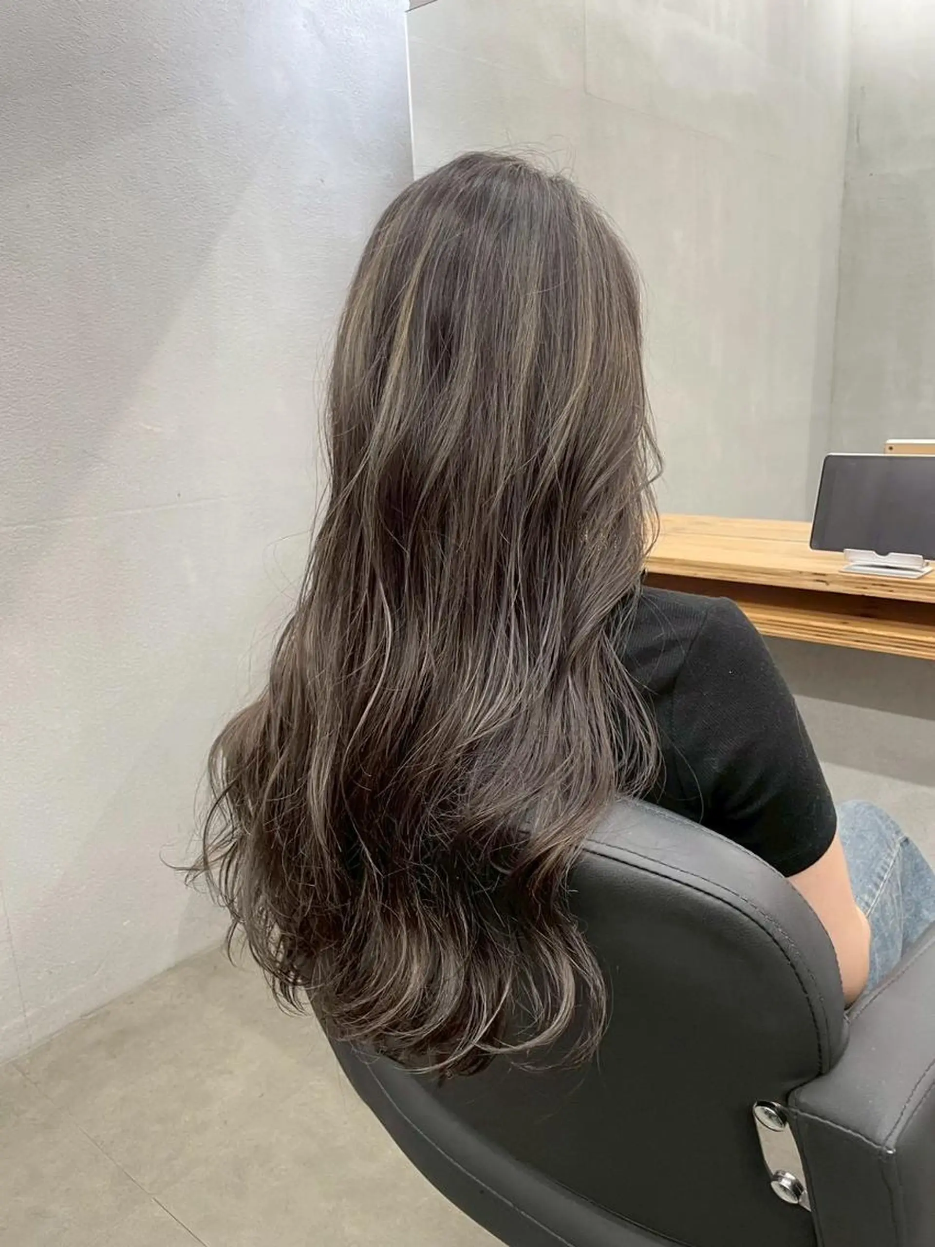 ロング N 【エヌ】のヘアスタイル