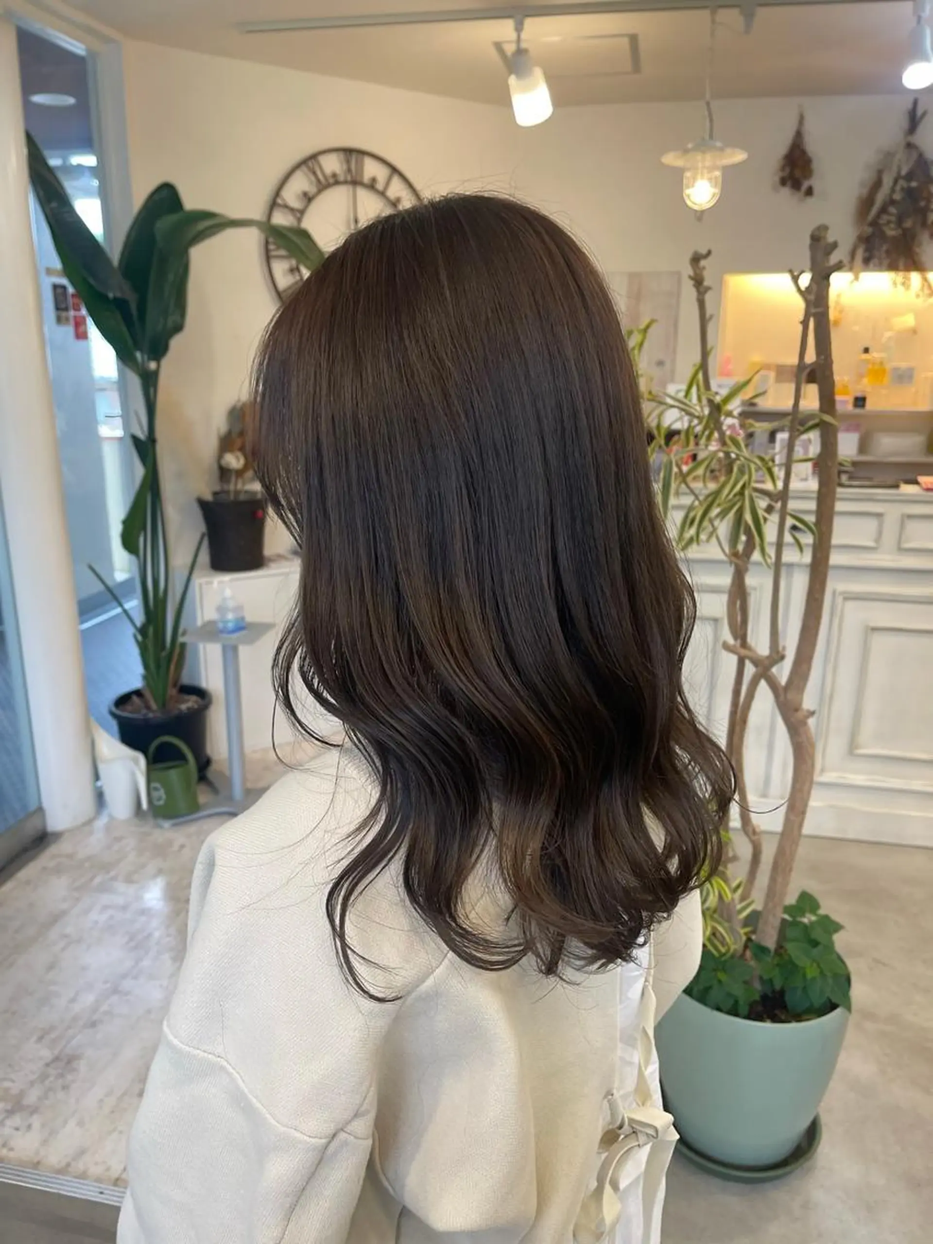 ミディアム カラー ヘアアレンジ ブラウンカラー 中堀 遥のヘアスタイル