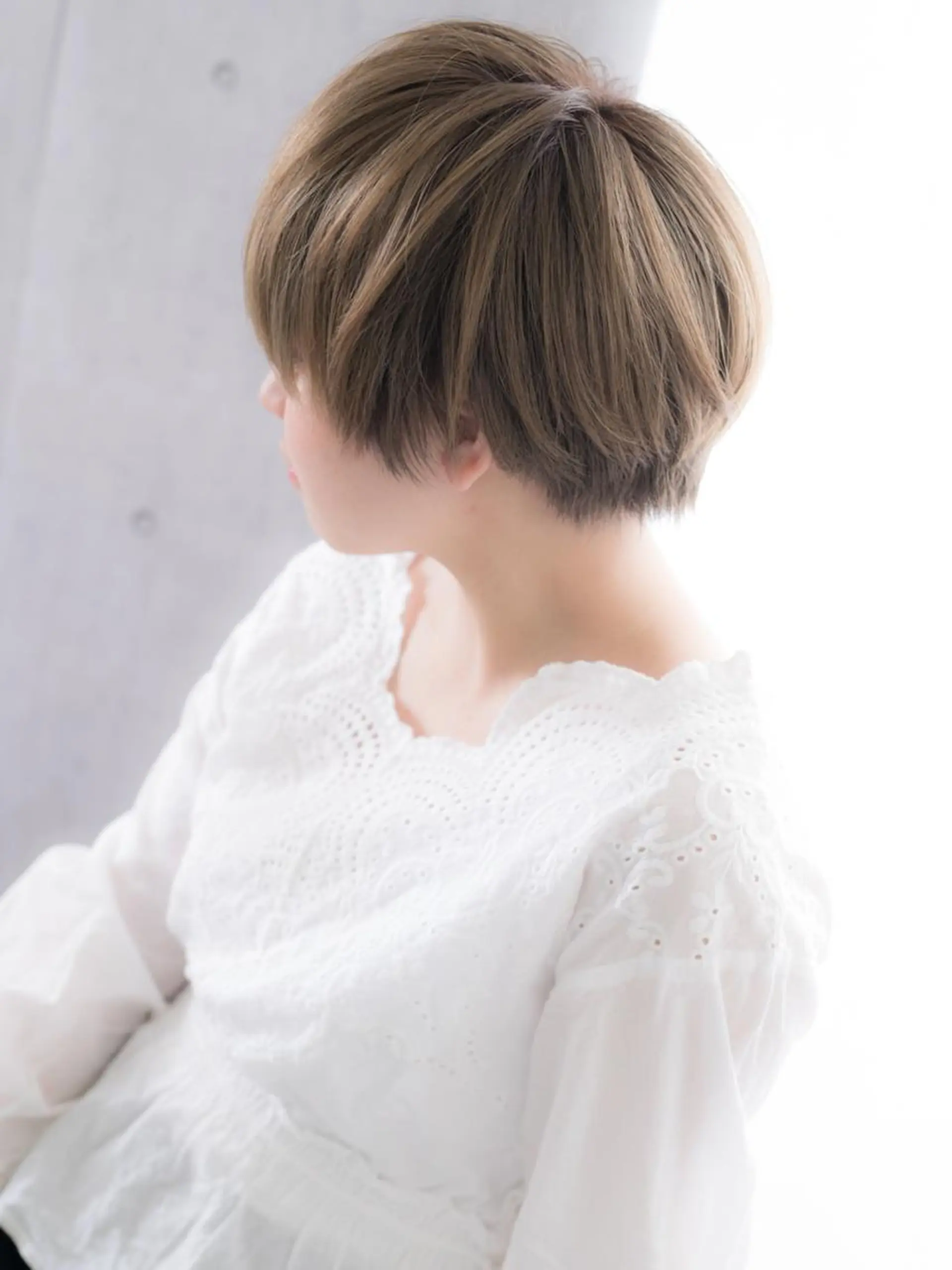ショート カラー レイヤーカット✂️ 横浜No1♡下鳥翔子のヘアスタイル