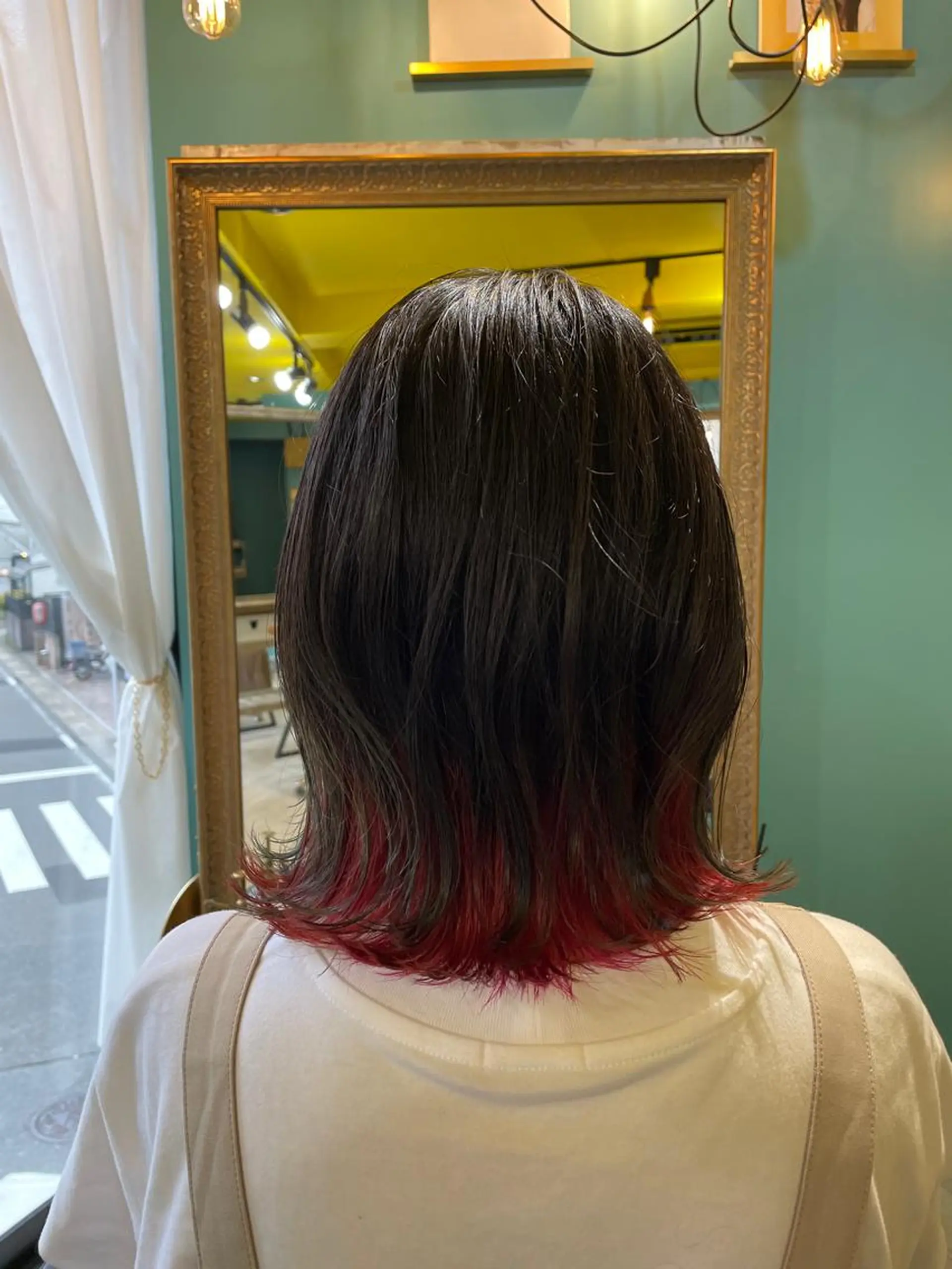ミディアム ヘアカラー 末石 智のヘアスタイル