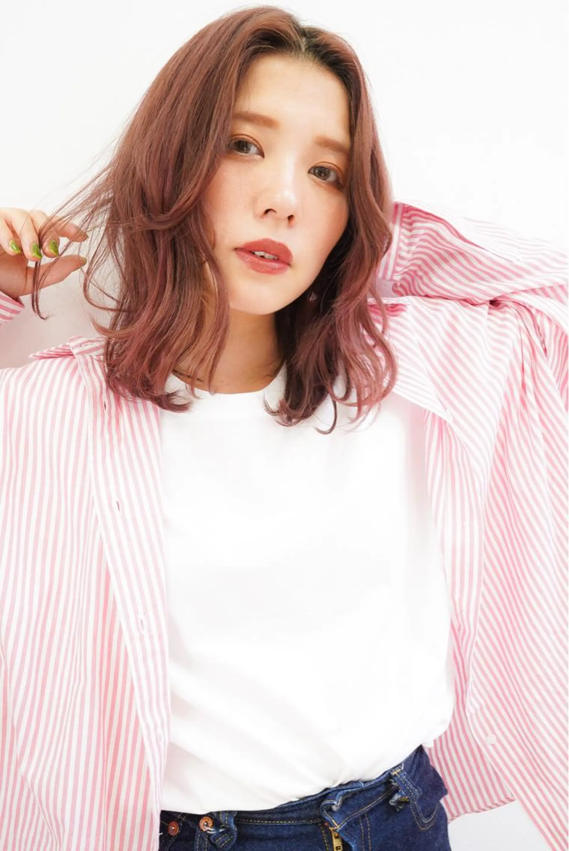 セミロング YURAGI🤍 SAEのヘアスタイル