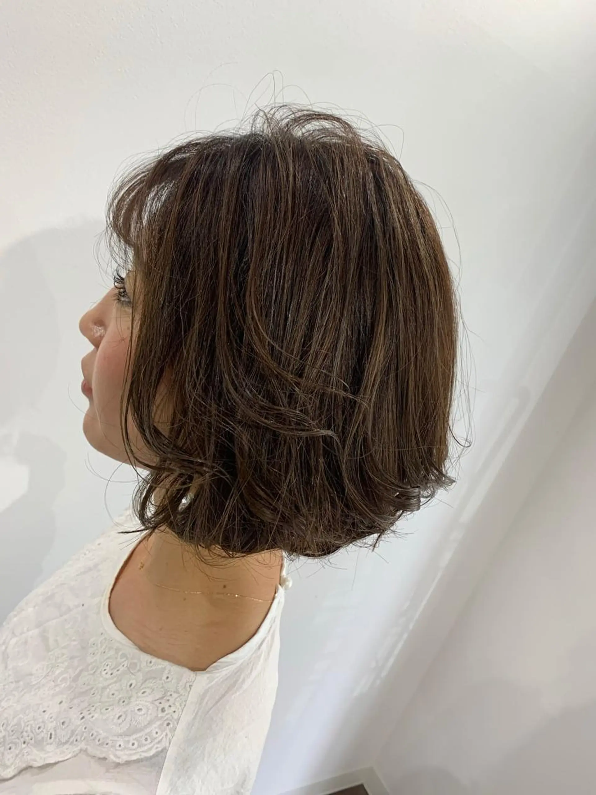ミディアム ボブ 寺本 早希のヘアスタイル