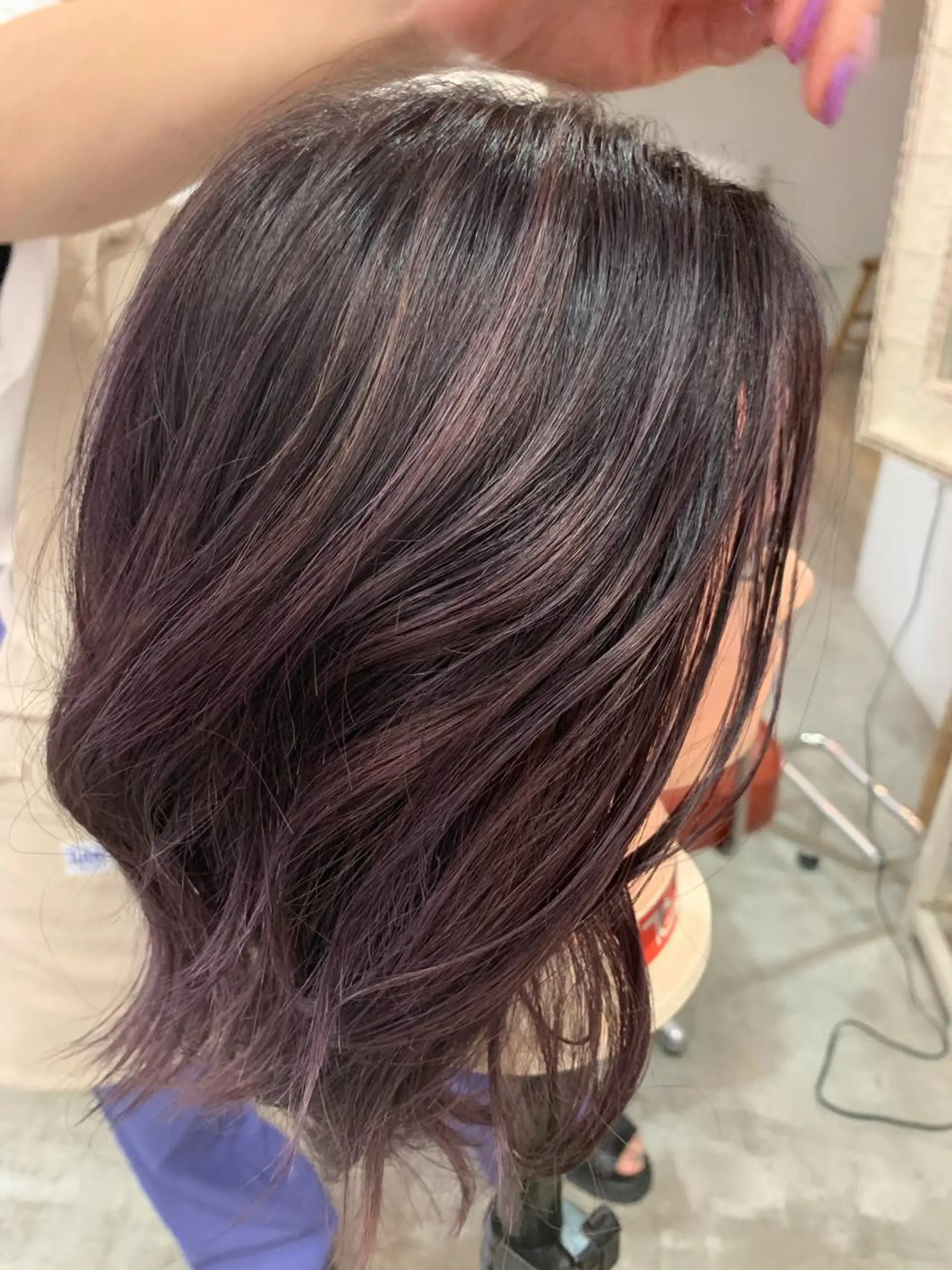セミロング カラー fio マナミのヘアスタイル