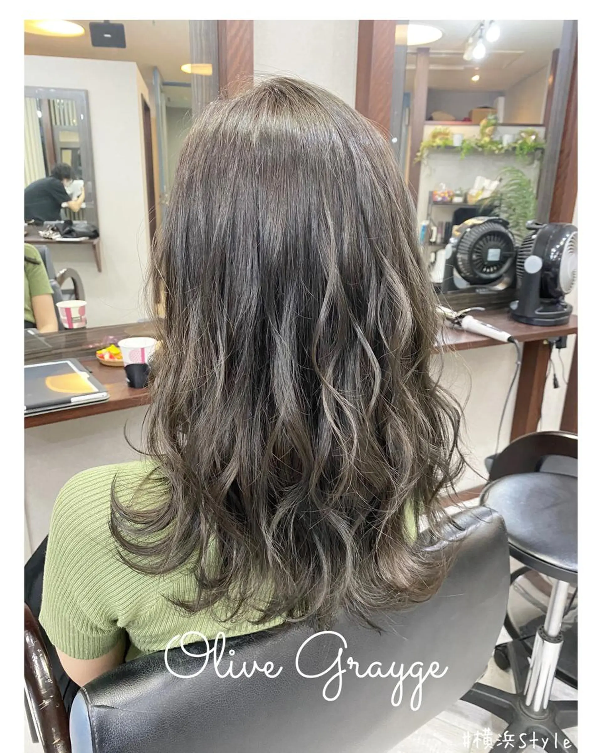 セミロング カラー グレージュ オリーブグレージュ オリーブグレー カット ヘアカラー トリートメント ＊横浜駅＊ 金子 誠也のヘアスタイル
