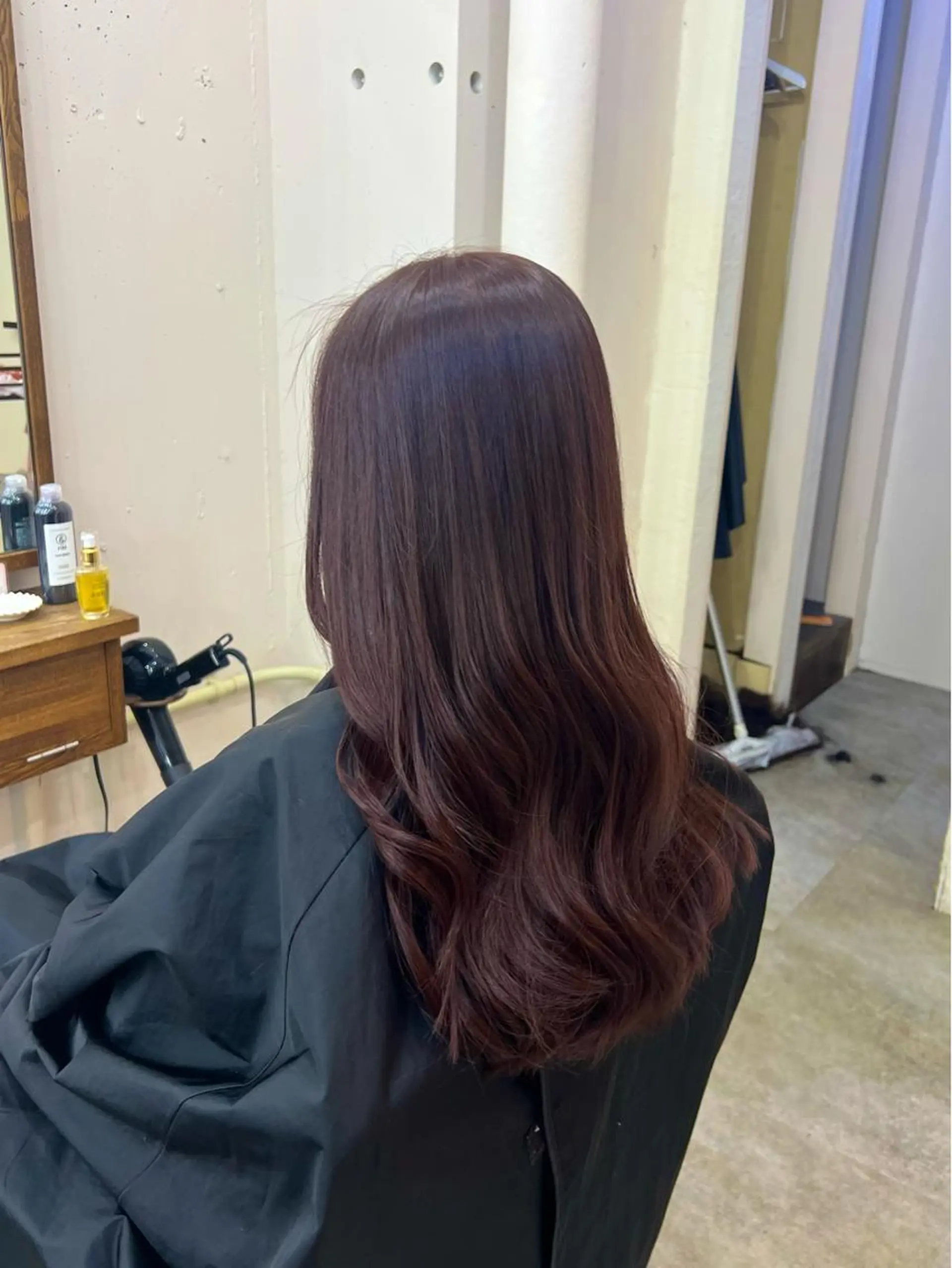 ロング 🩷艶カラー 🧡💛リサ🫧のヘアスタイル