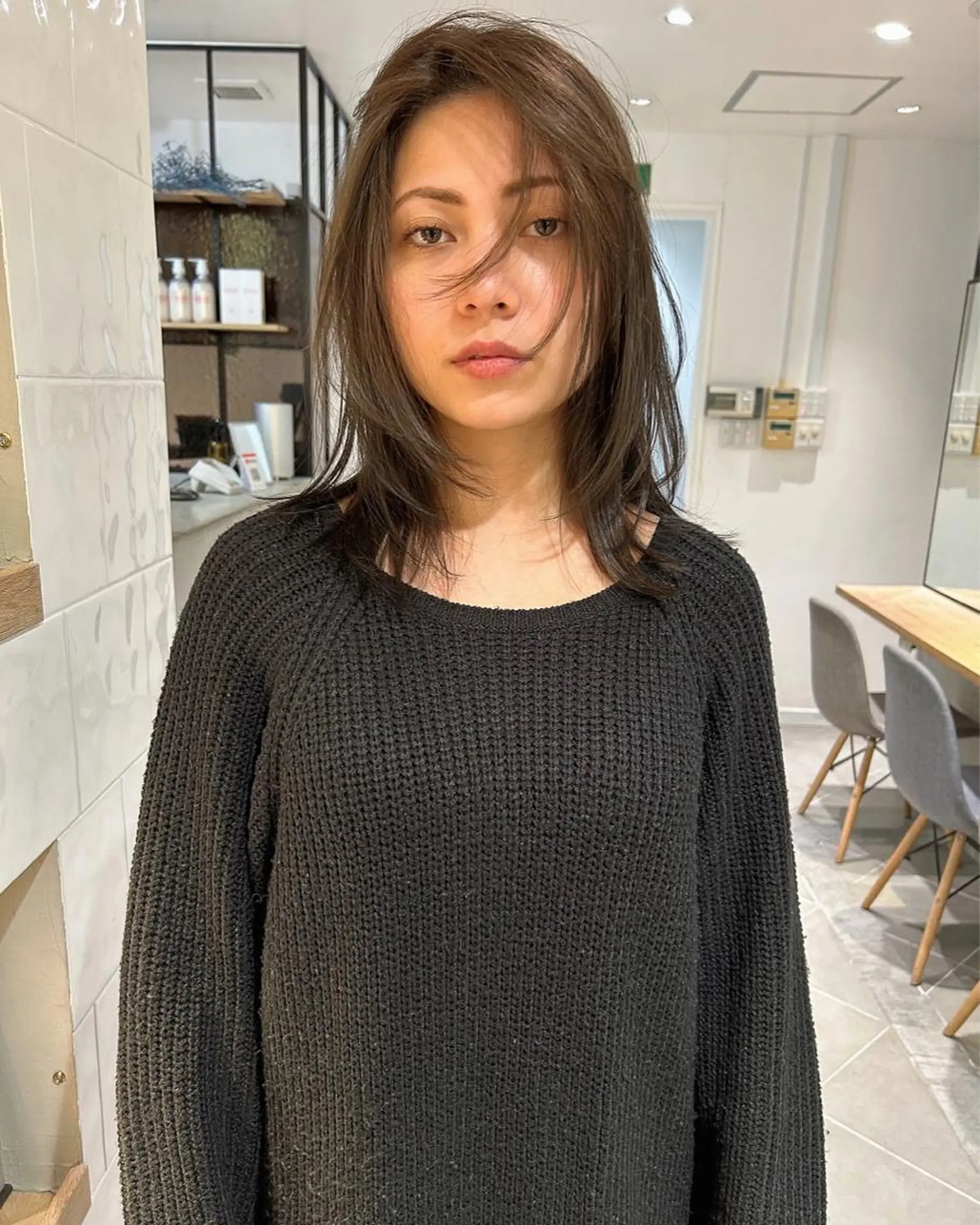 ミディアム カラー レイヤーカット カット ヘアカラー トリートメント 村上雅人 ナチュラルモードのヘアスタイル