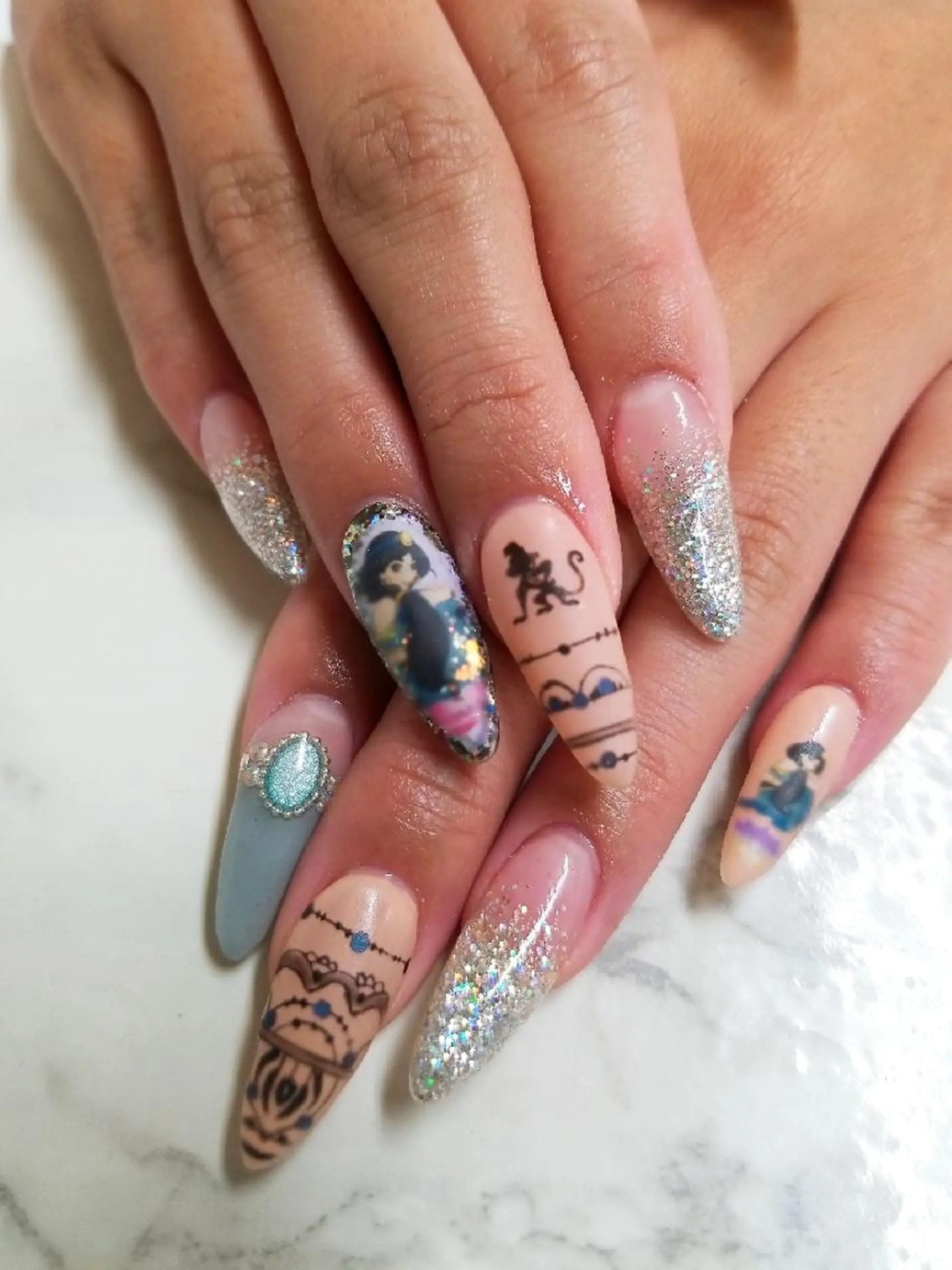 ネイル スカルプネイル 河野ちえ (雑誌掲載サロン)のネイルデザイン