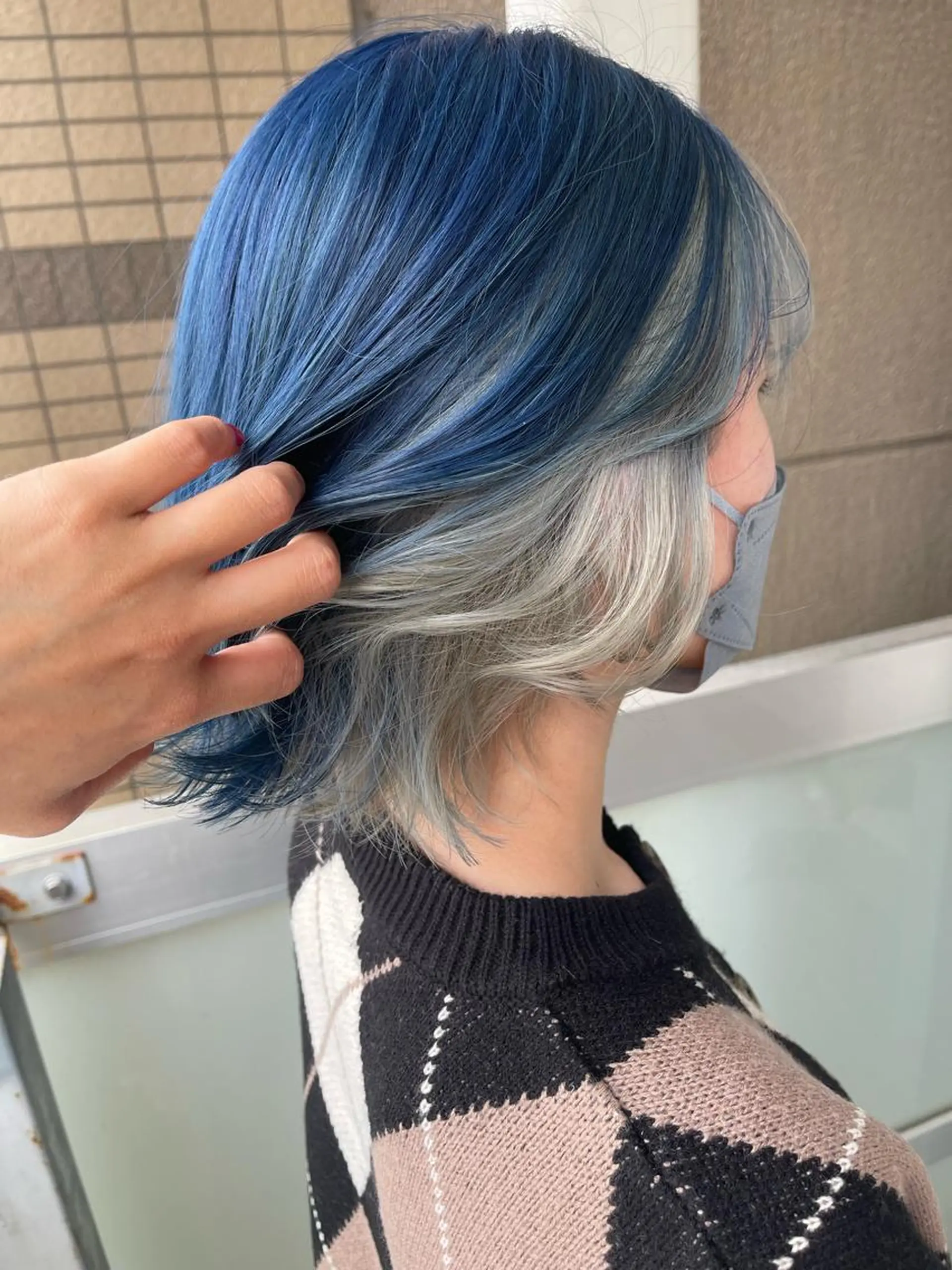 ミディアム カラー 岩谷/ブリーチ 🪽透明感カラーのヘアスタイル