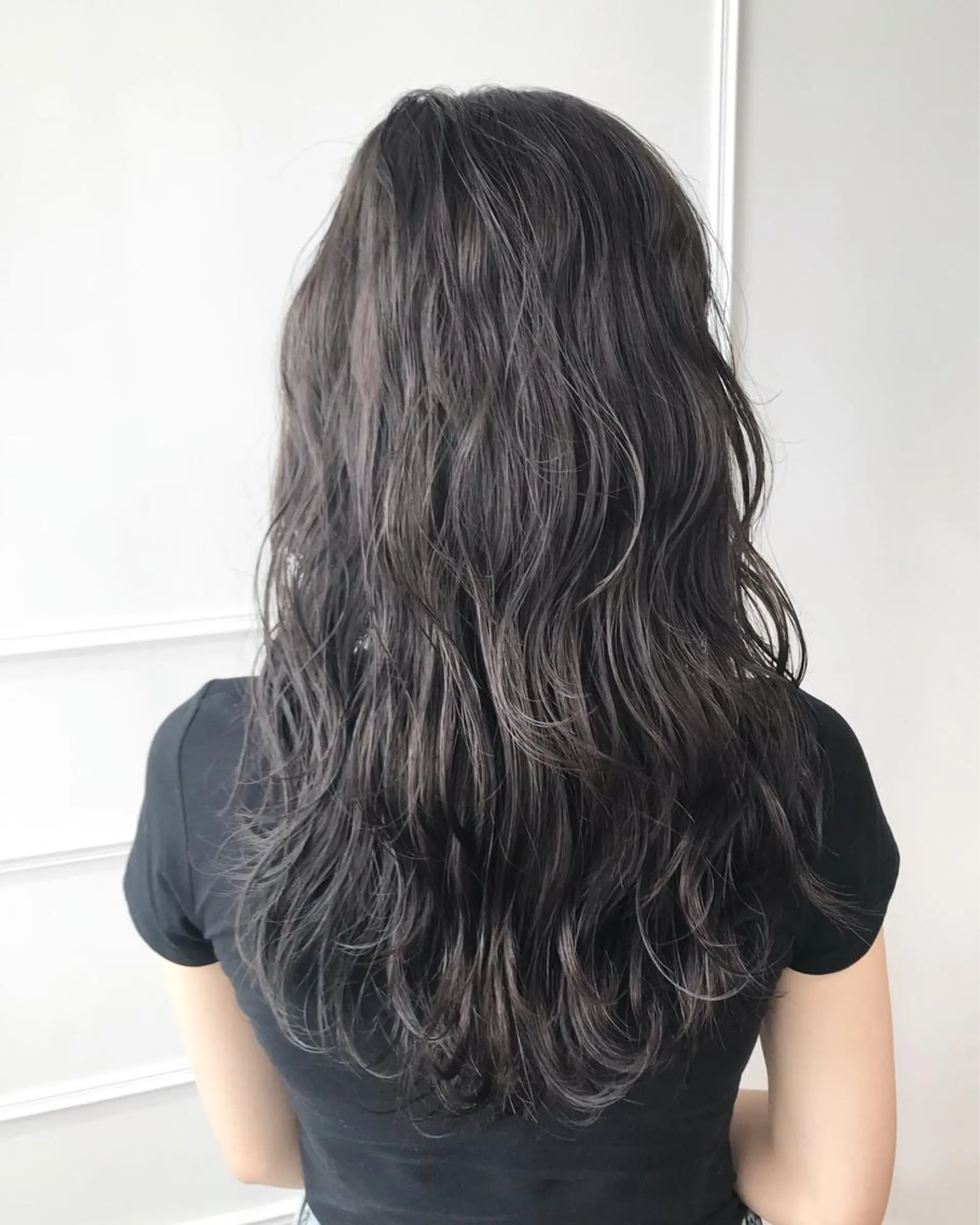 ロング 黒神 浩之のヘアスタイル