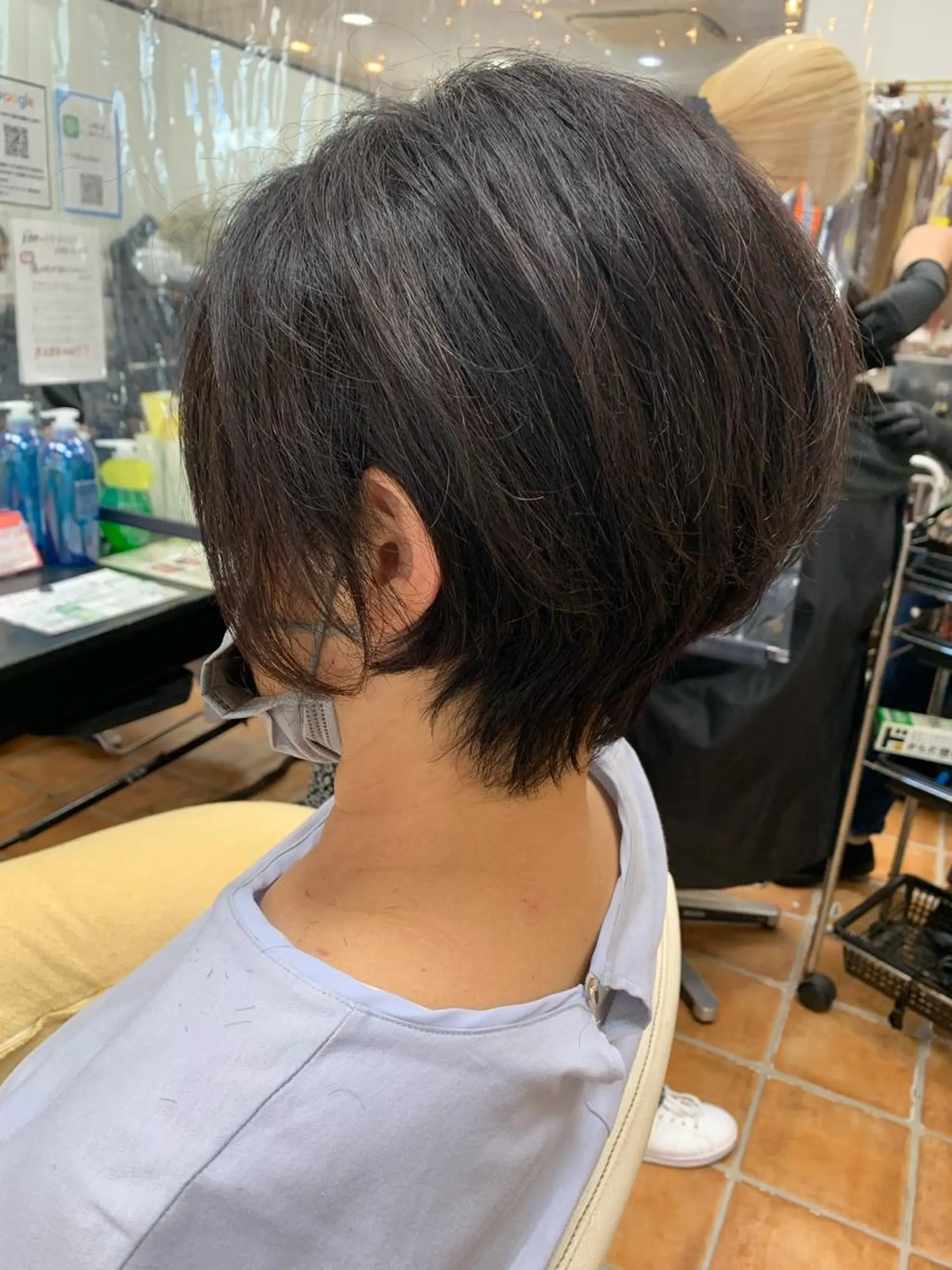 ショート フリーランス理美容師 いさかのヘアスタイル