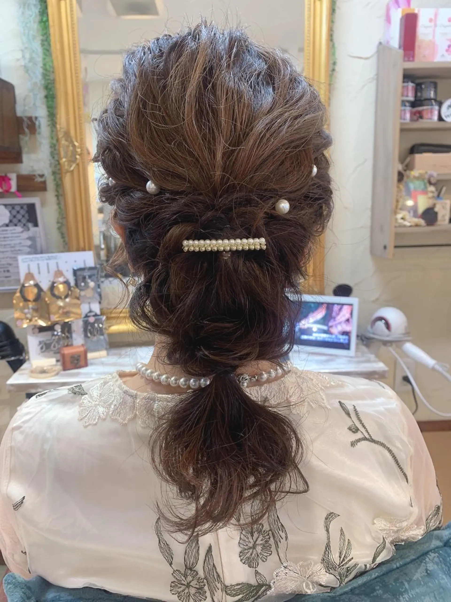 ミディアム ヘアセット 林 友美のヘアスタイル