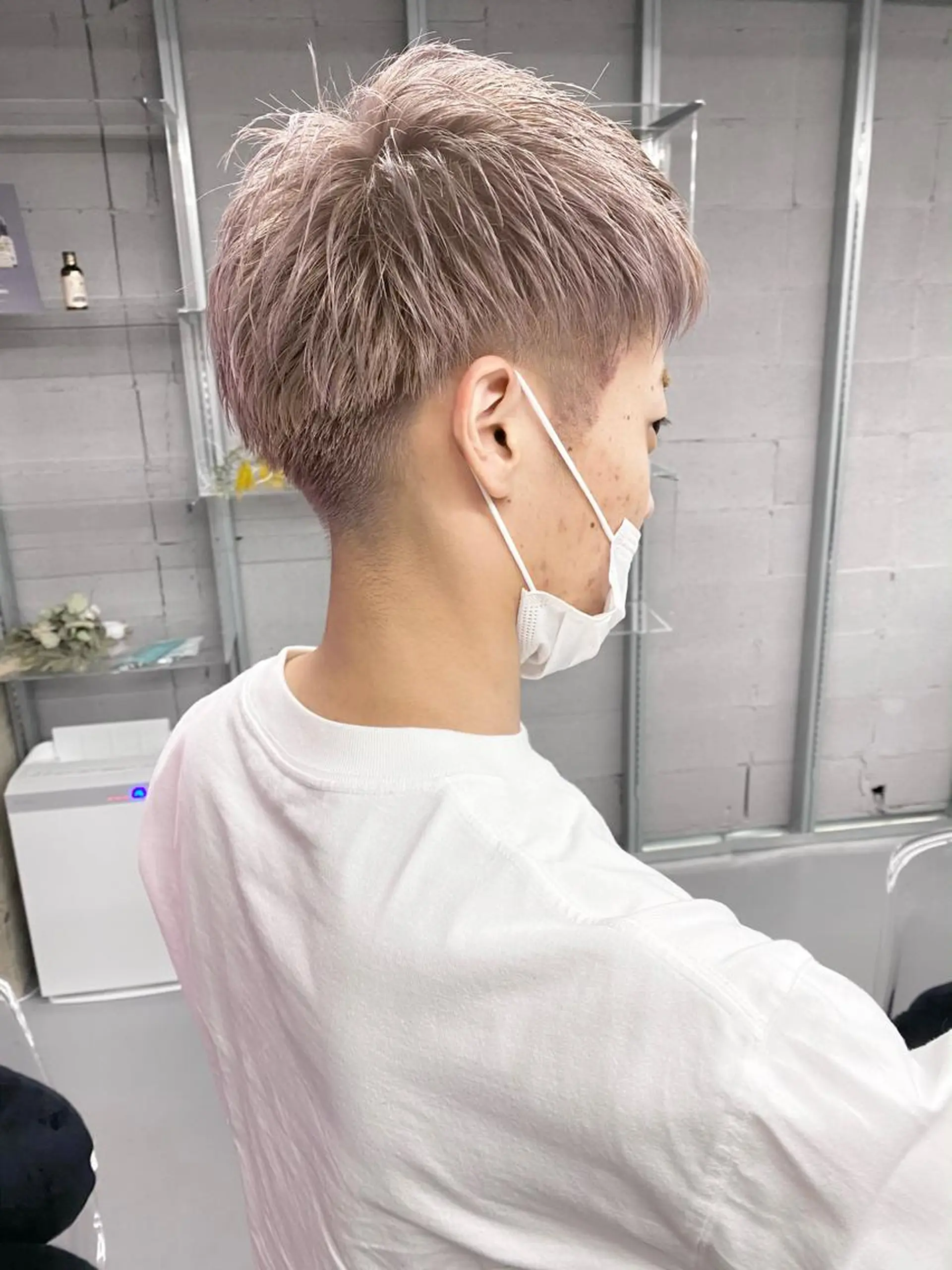 ショート カラー ハイトーンカラー カット 谷口 優冴のヘアスタイル