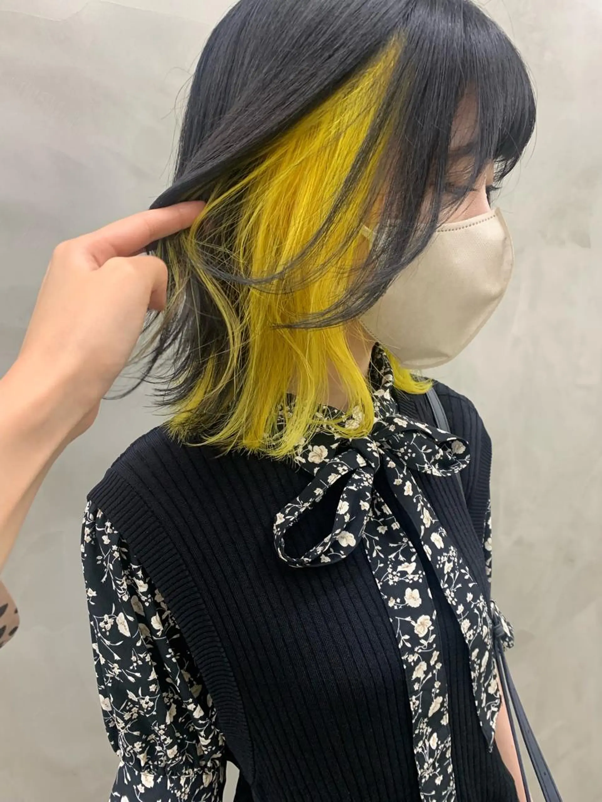ミディアム カラー カット ヘアカラー 🐝 hachi🐝のヘアスタイル