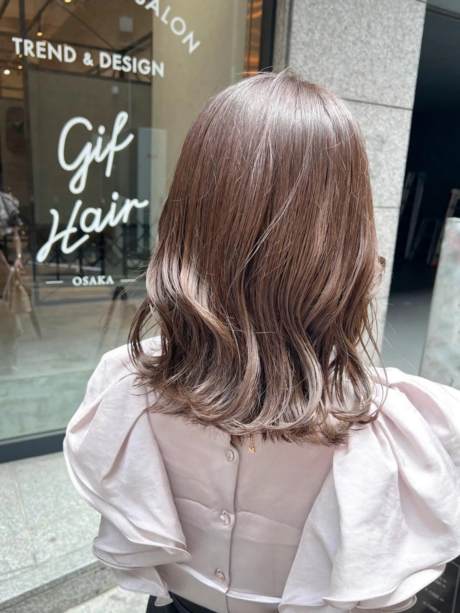 セミロング カラー グレージュ ラベンダーカラー ラベンダーグレージュ ラベンダーグレー THINK SHOP sakiのヘアスタイル