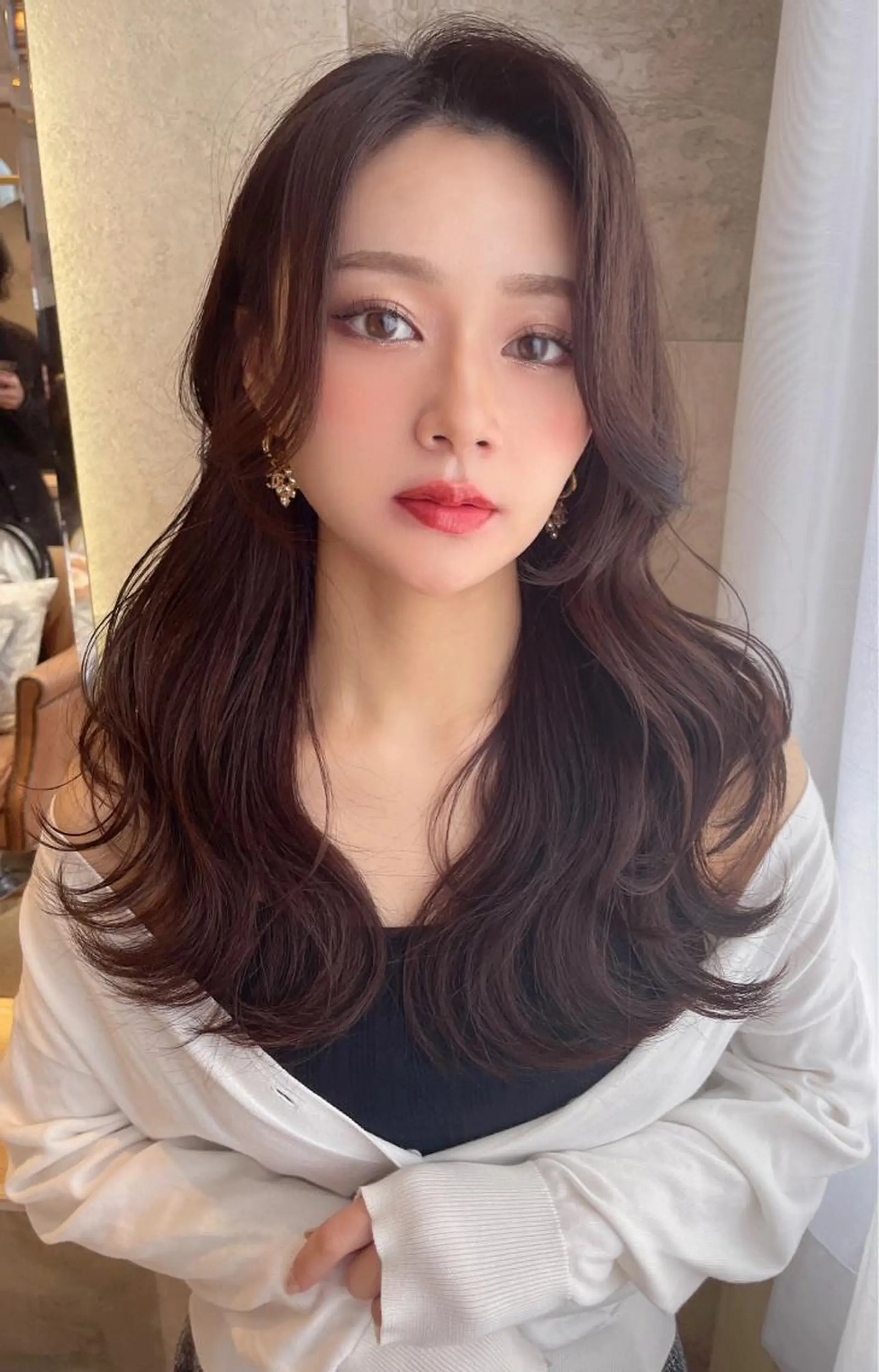 ロング カラー ベージュカラー 黒髪 ブリーチ ブルーカラー ブルーブラック カット ヘアカラー トリートメント 木屋元一/透明感 /前髪/ショートボブのヘアスタイル