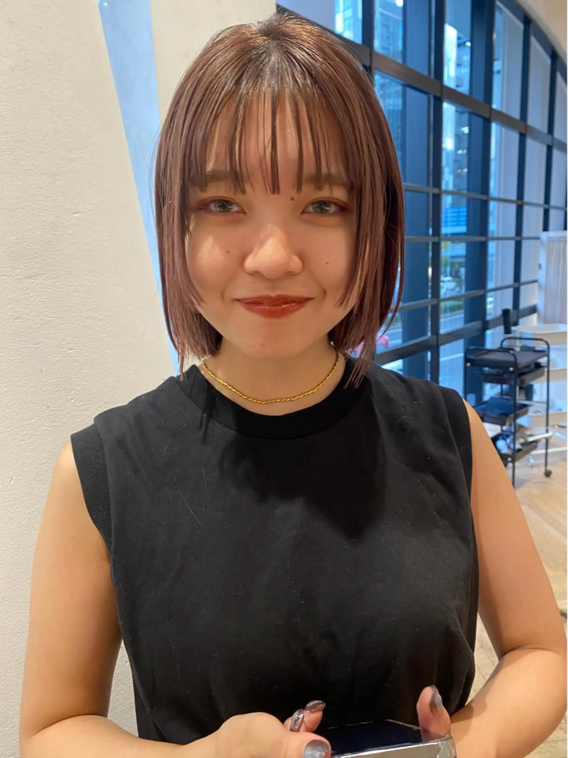 カラー ボブ 増井 彩乃のヘアスタイル