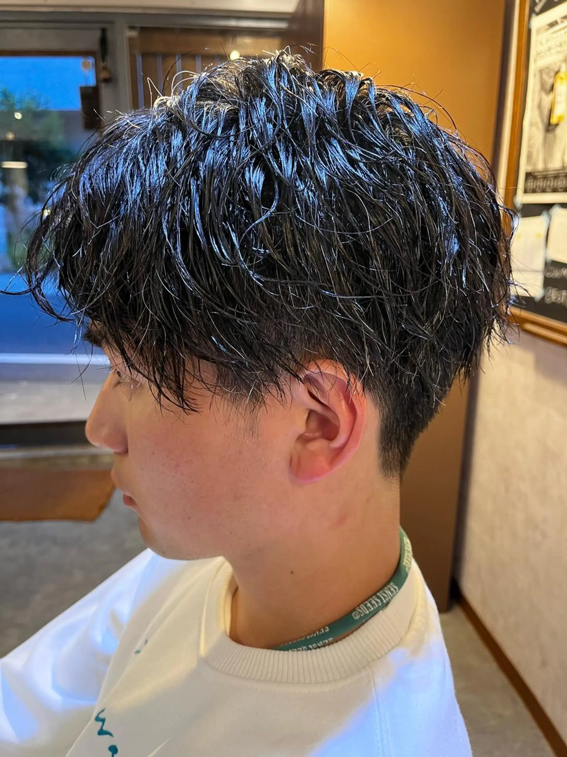 ショート パーマ メンズ 佐藤槙哉 サトウシンヤのヘアスタイル