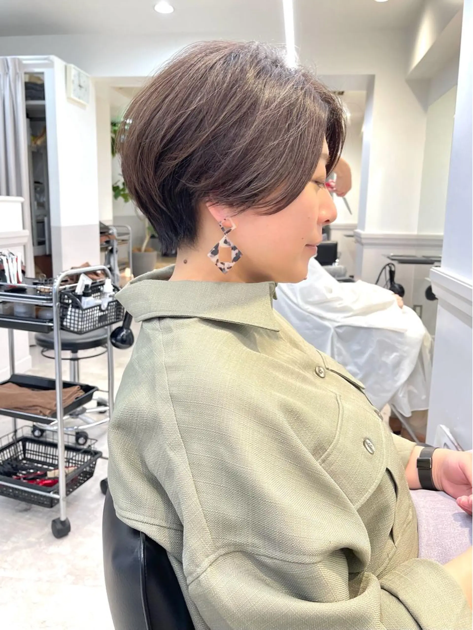 ショート オカダ ノゾミのヘアスタイル