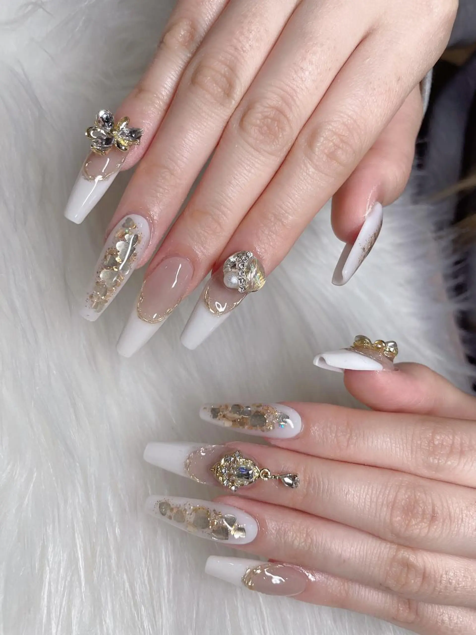 セミロング ネイル ハンドネイル 《LB》ラブリエ Nail&eyeのマツエク・マツパデザイン
