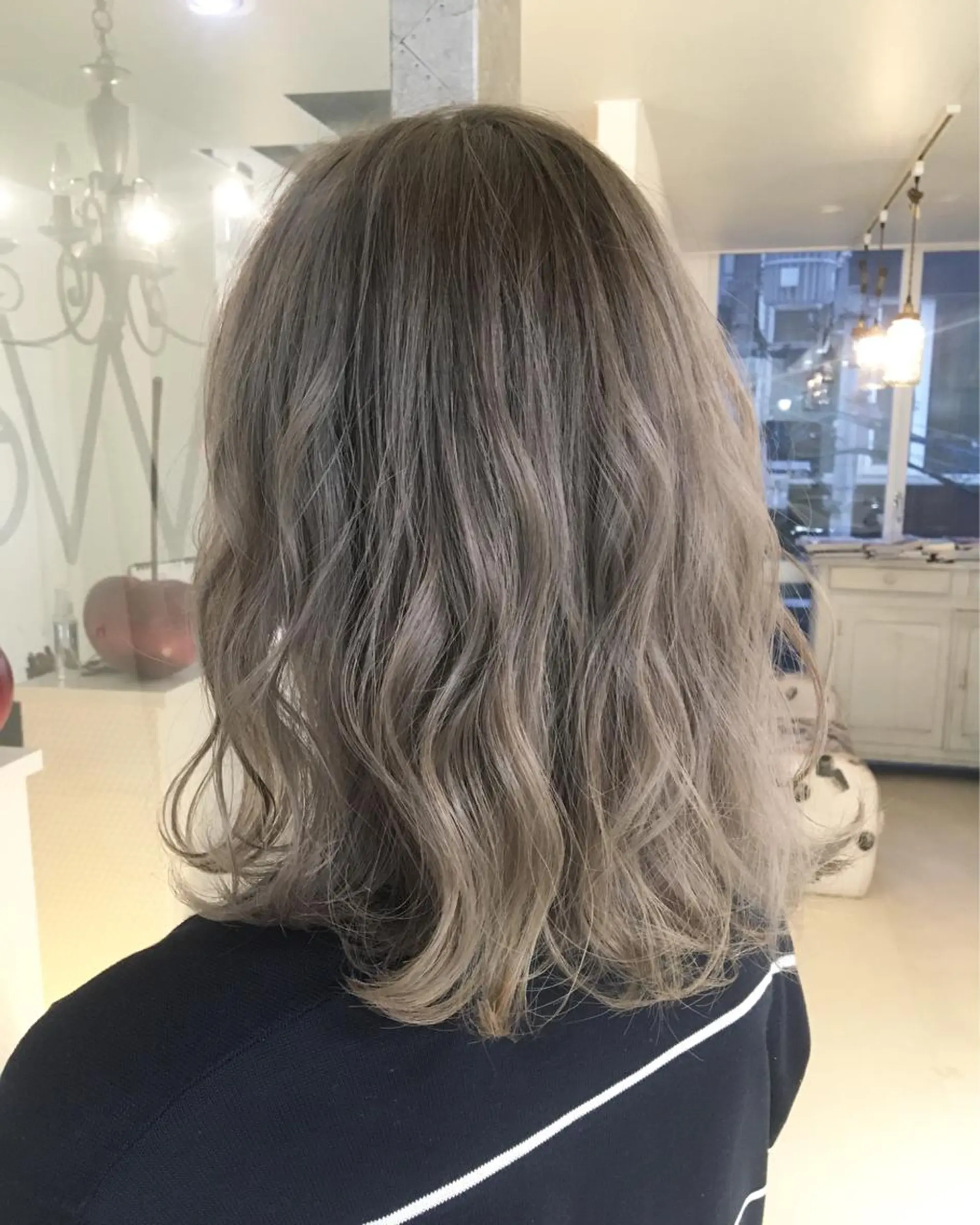 ミディアム 渡辺 健太のヘアスタイル