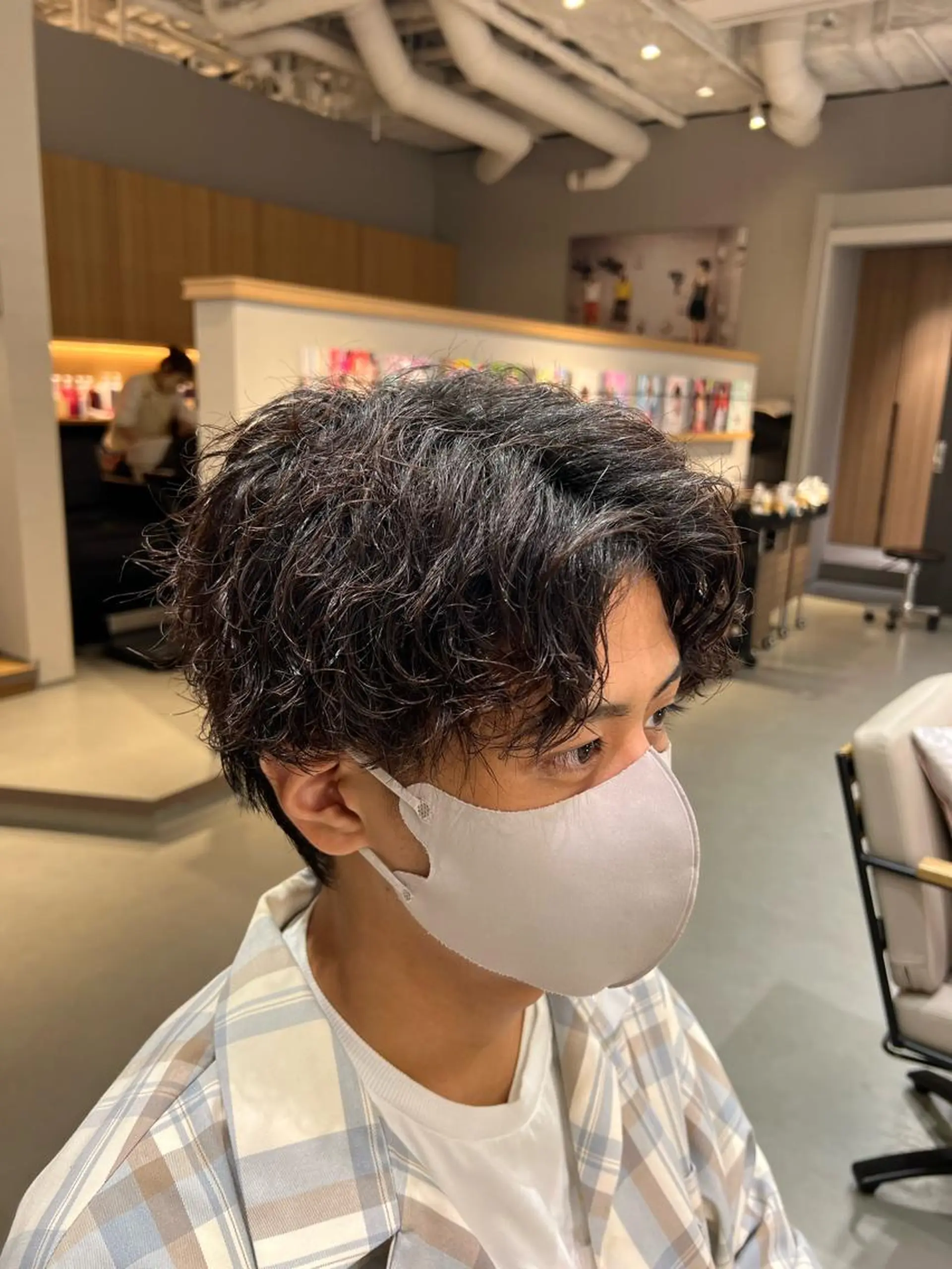 ショート パーマ メンズ 梅田茶屋町メンズ 専門美容師 山元一平のヘアスタイル