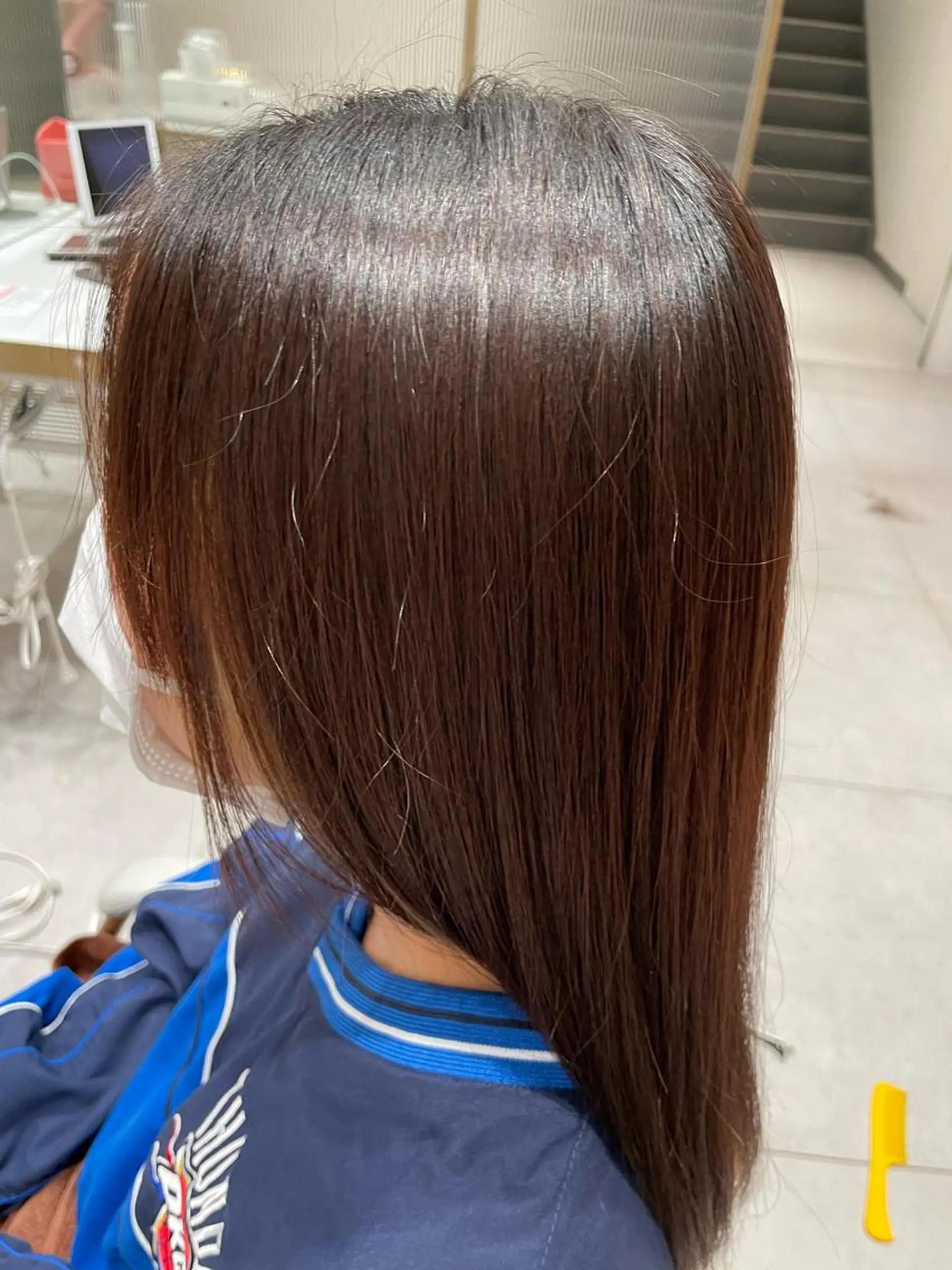 ミディアム 湯澤 哲成のヘアスタイル