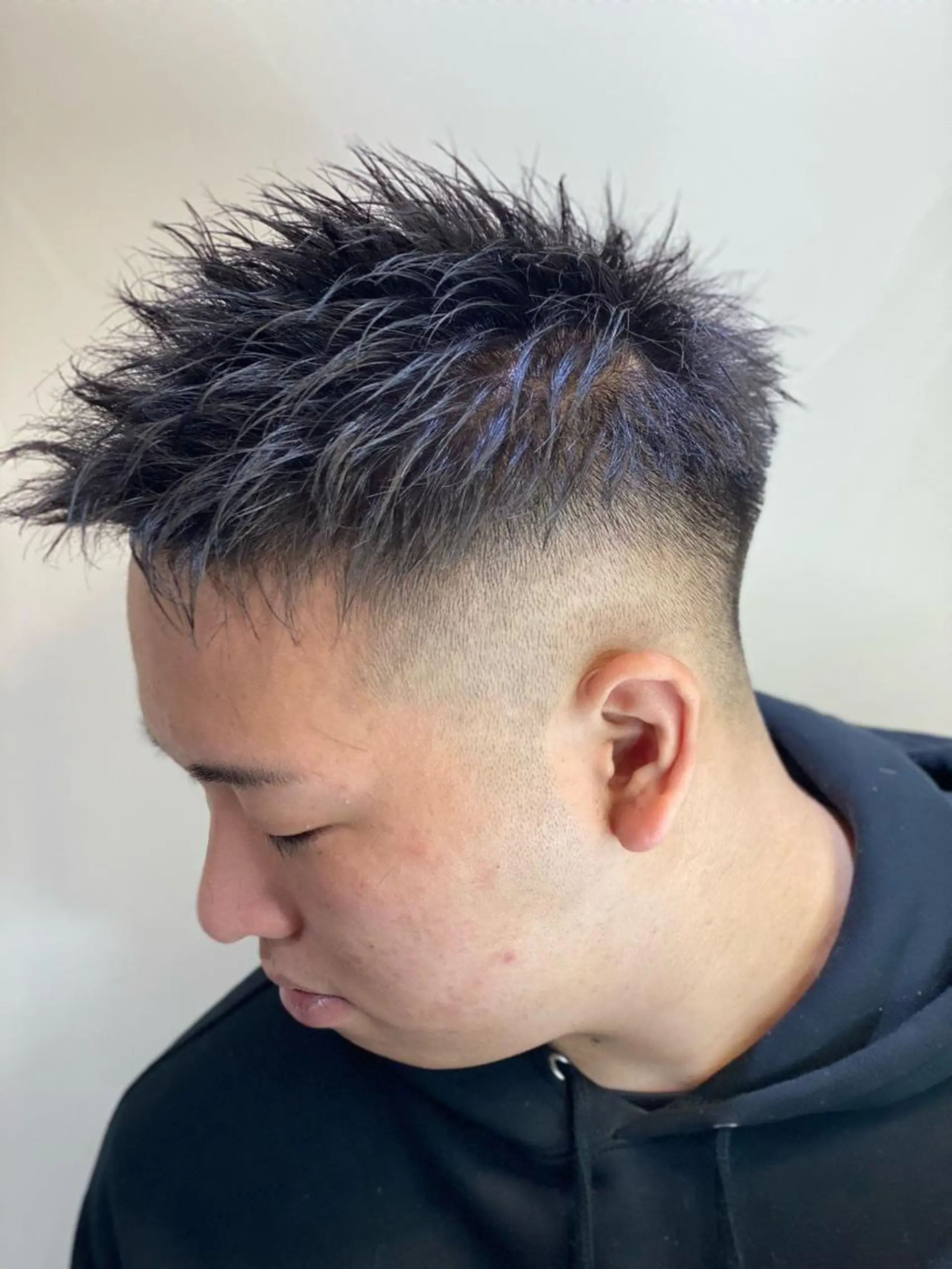 ショート パーマ メンズ 浅見 天翔のヘアスタイル