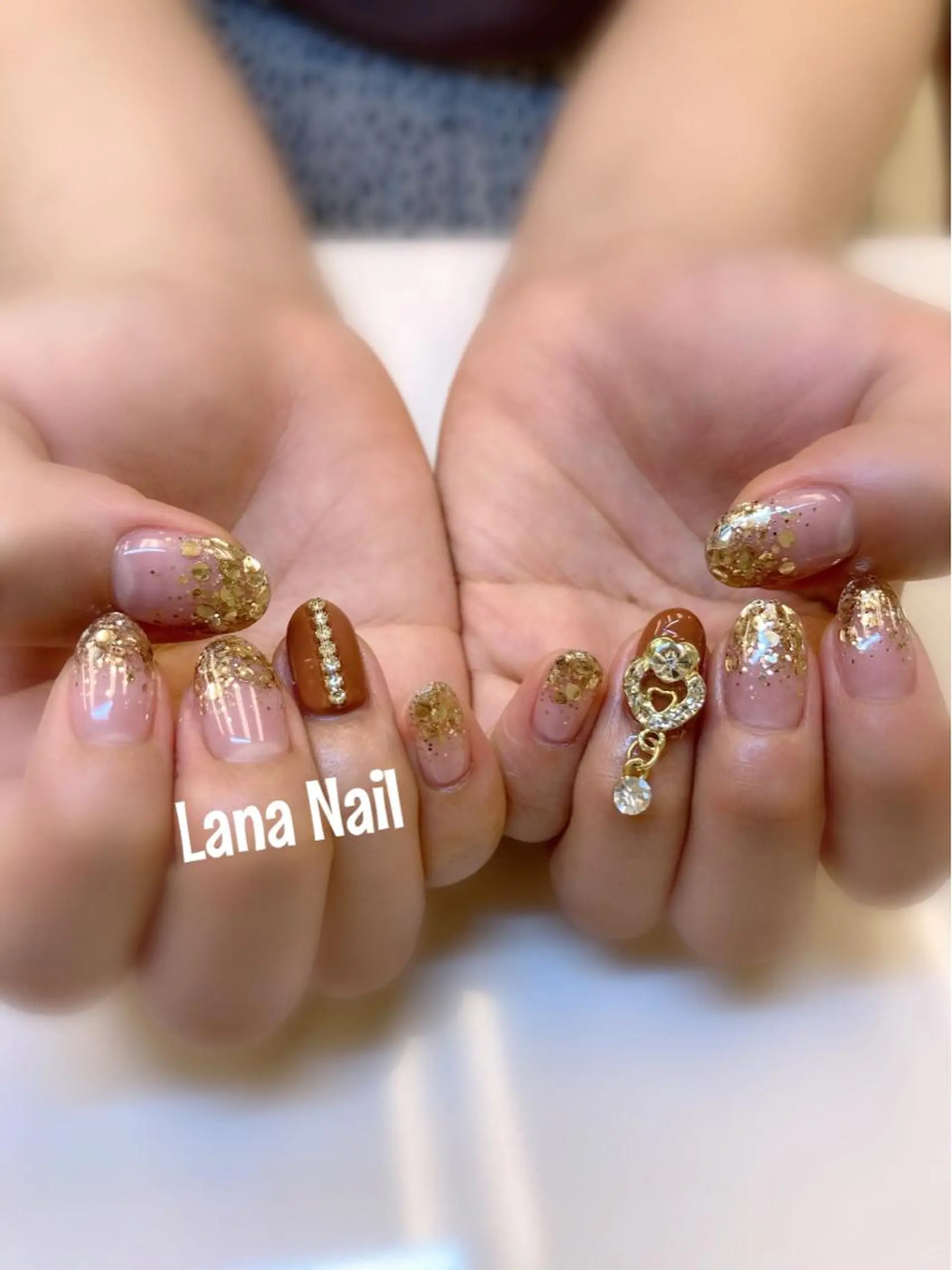 ネイル アートネイル ジェルネイル ラメ(グリッター) ラメグラデーション Lana Nailのネイルデザイン