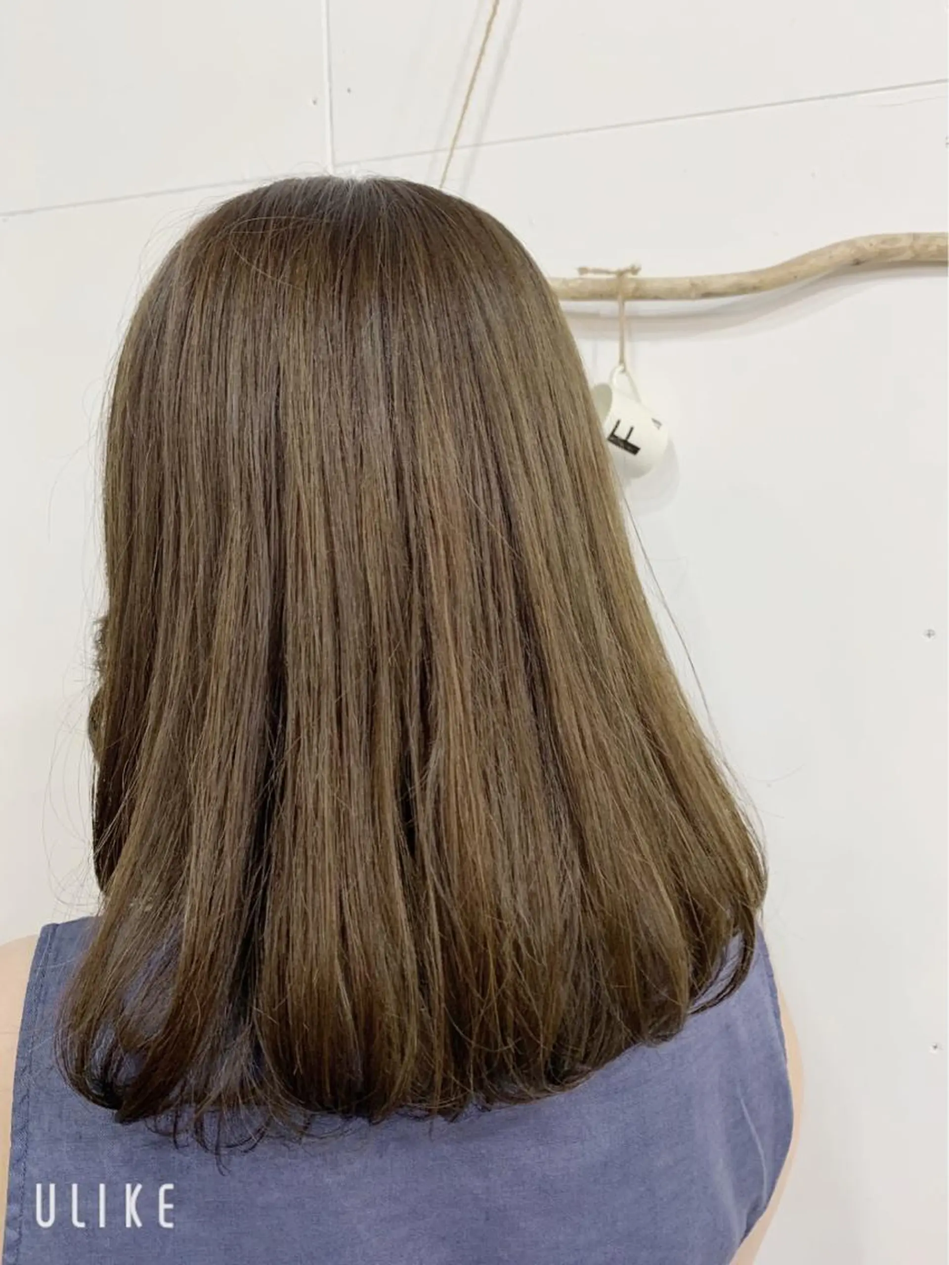 ミディアム カラー RINKA 琳茄のヘアスタイル