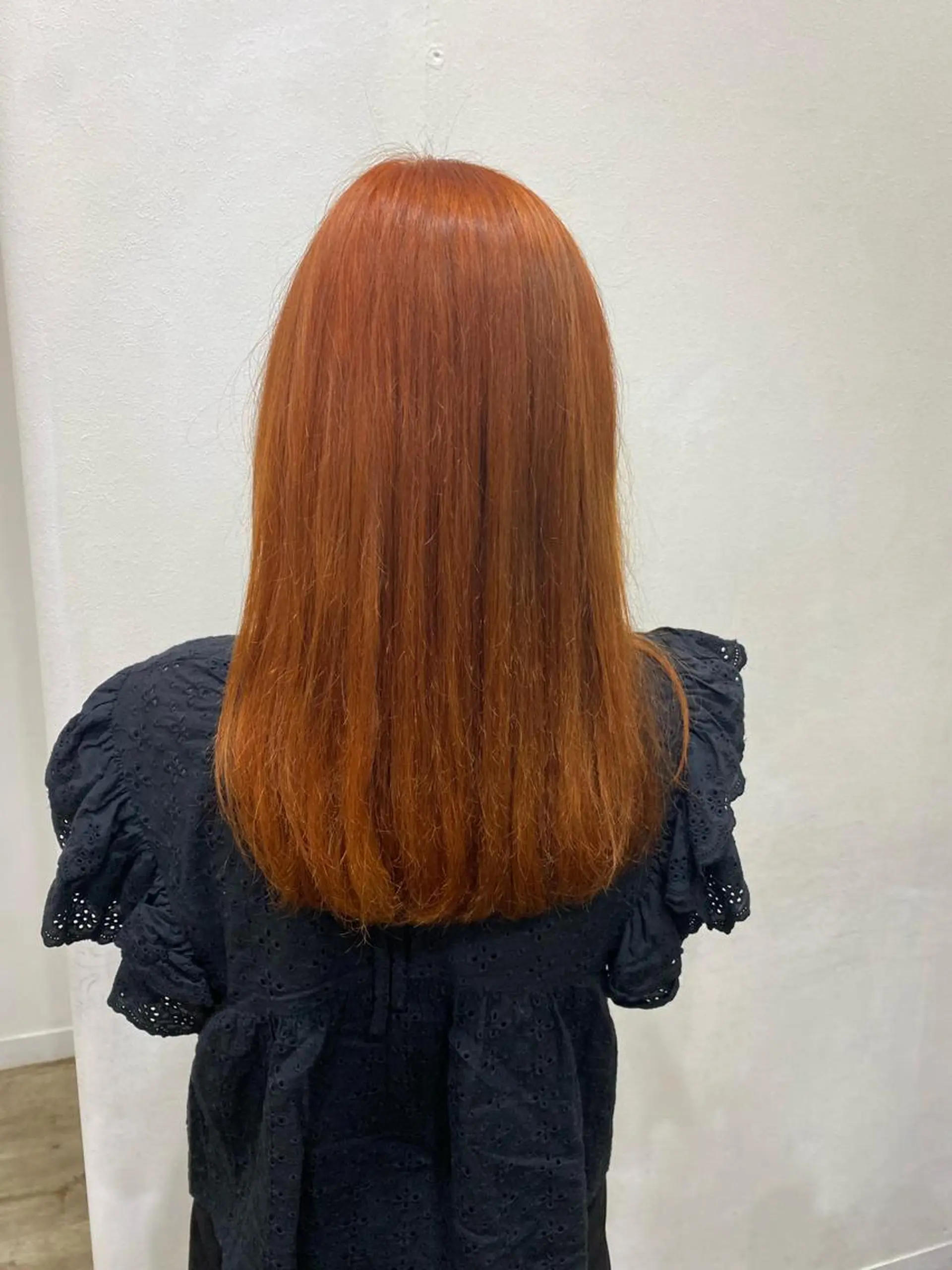 セミロング カラー Ashanti 磯崎のヘアスタイル