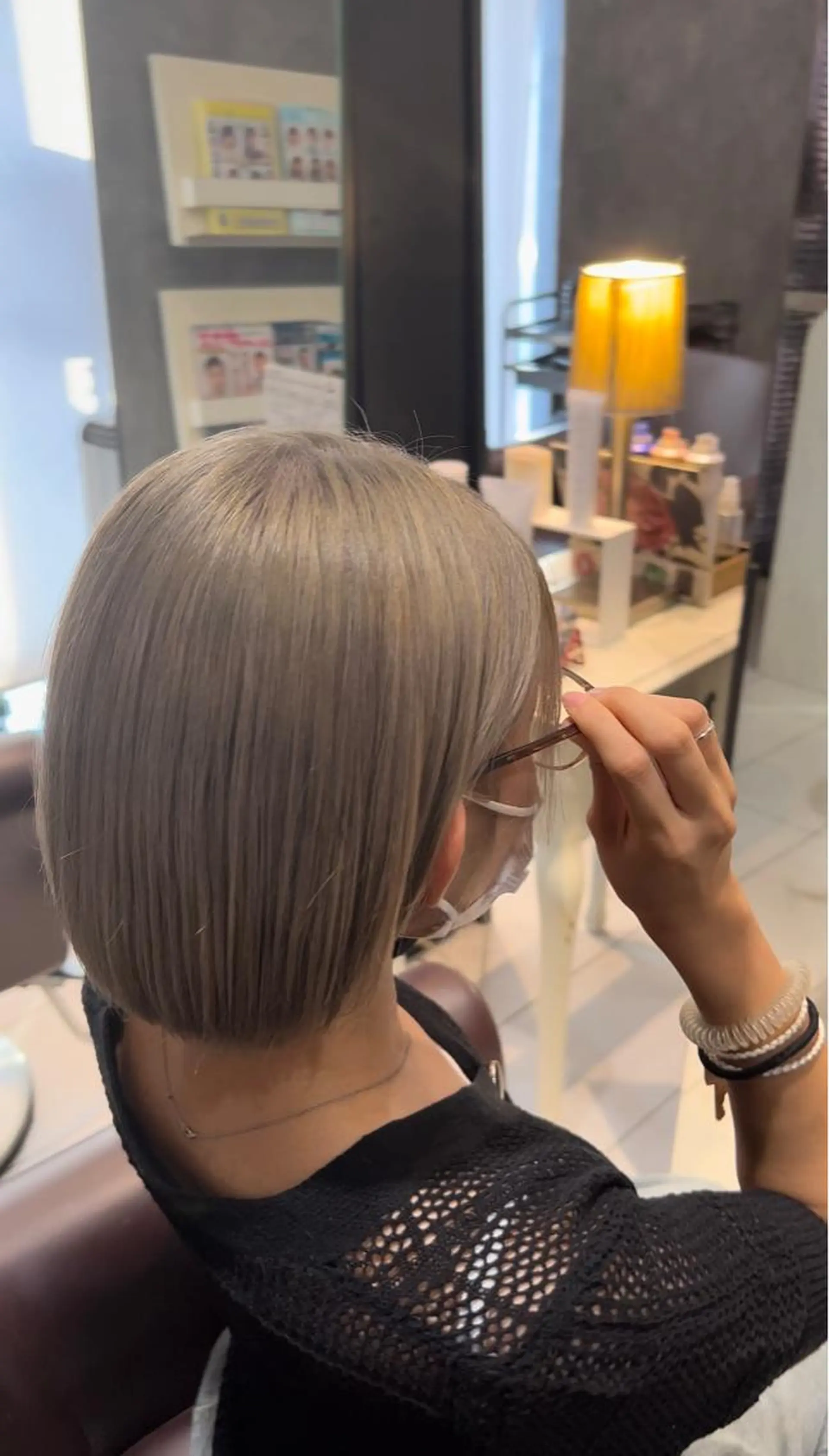 ショート カラー ベージュカラー ミルクティーベージュ ボブ ヘアカラー トリートメント 艶カラー/エクステ/ 藤原リックのヘアスタイル